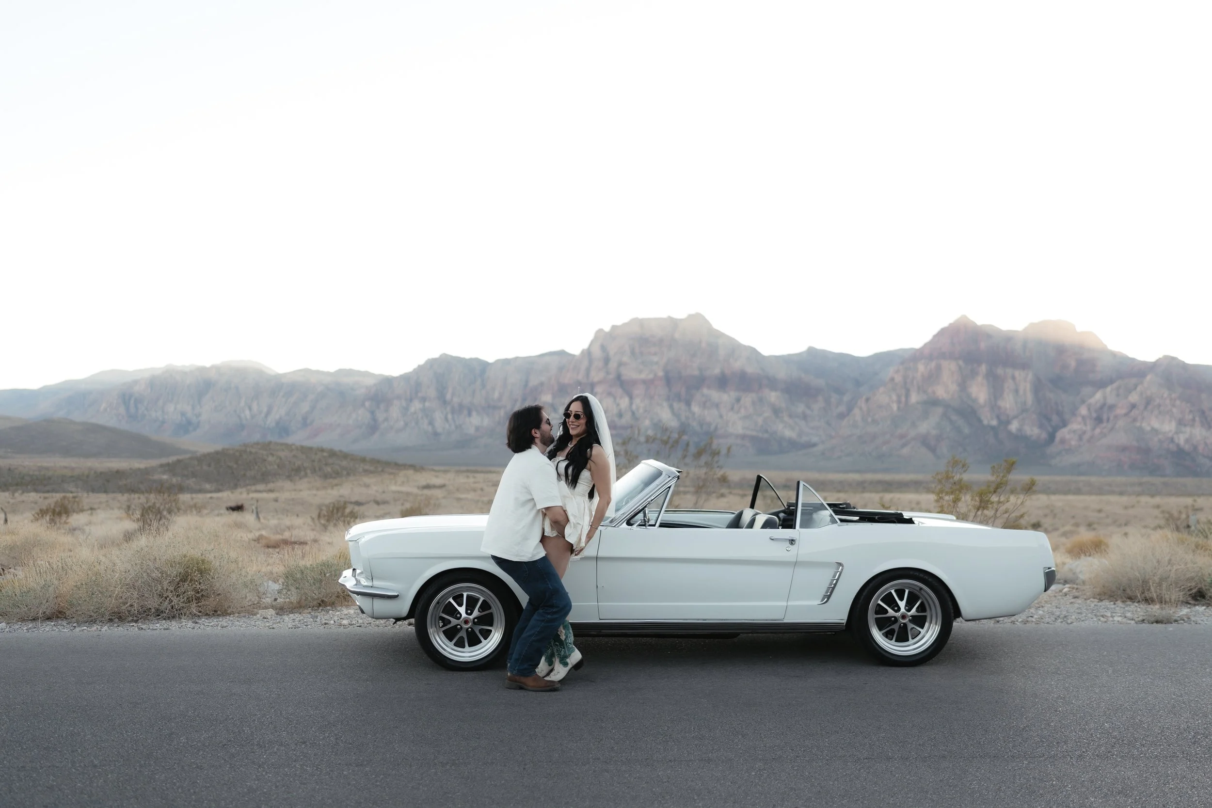 Red Rock Canyon Couples Photos - Las Vegas Engagement