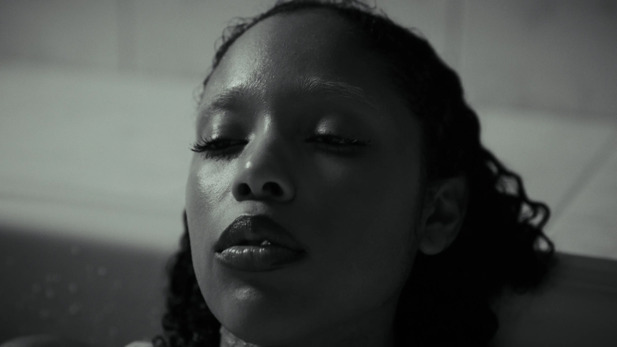 Still 2024-12-08 235358_6.3.1.jpg