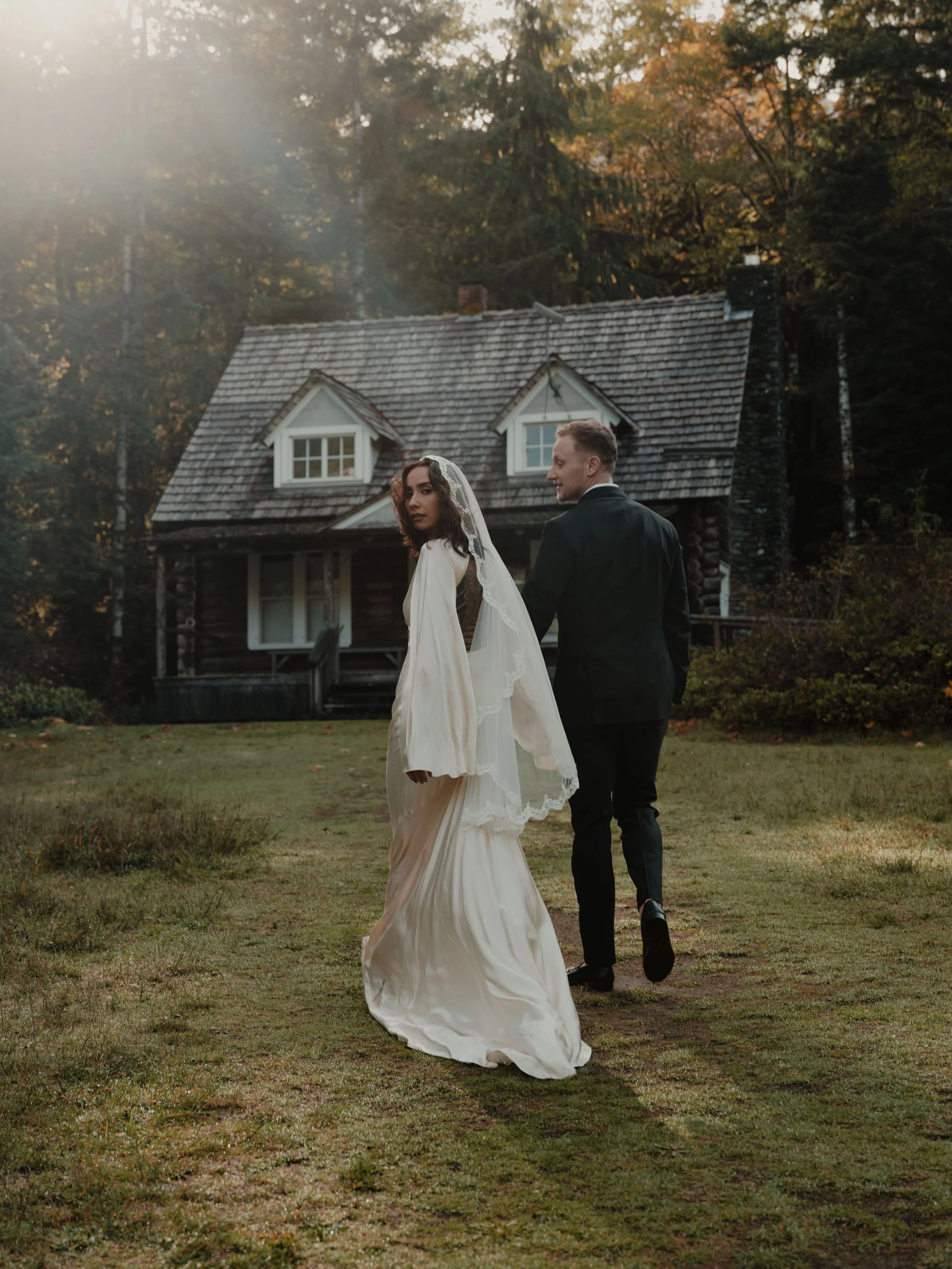 Monascherie-Photography- PNW Elopement-3.jpg