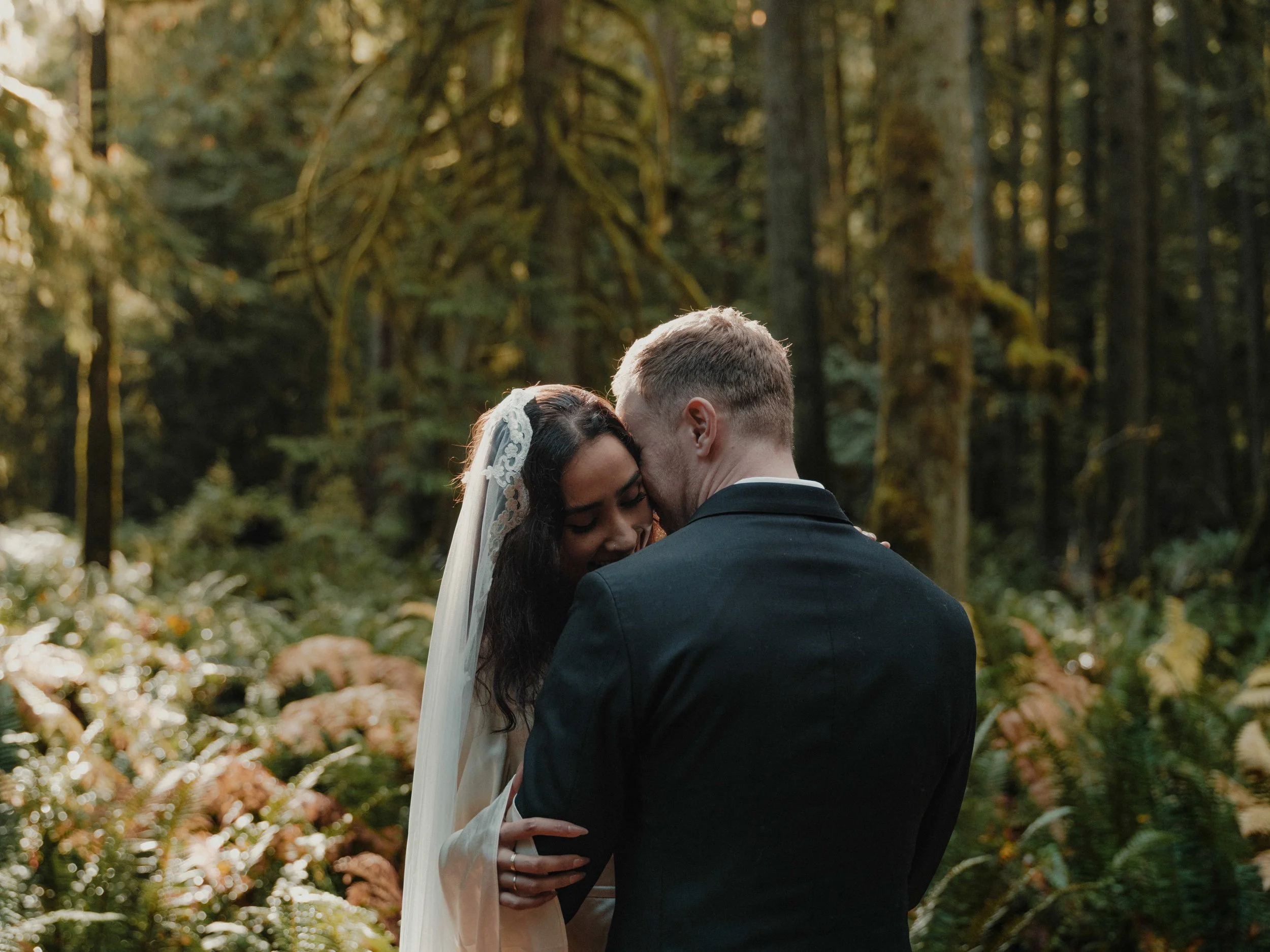 Monascherie-Photography- PNW Elopement-8.jpg