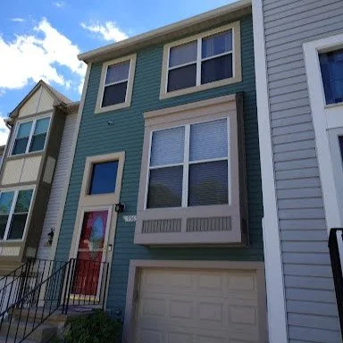Lead really did a great one on this one! Worked on the exterior paint for this town house. Came out looking great! Love to see it!
.
.
.
.
.
.
.
#exteriorpaint #exteriorpainter #mdremodeling #mdremodeling #silverspringmd #marylandcontractor #paintjob