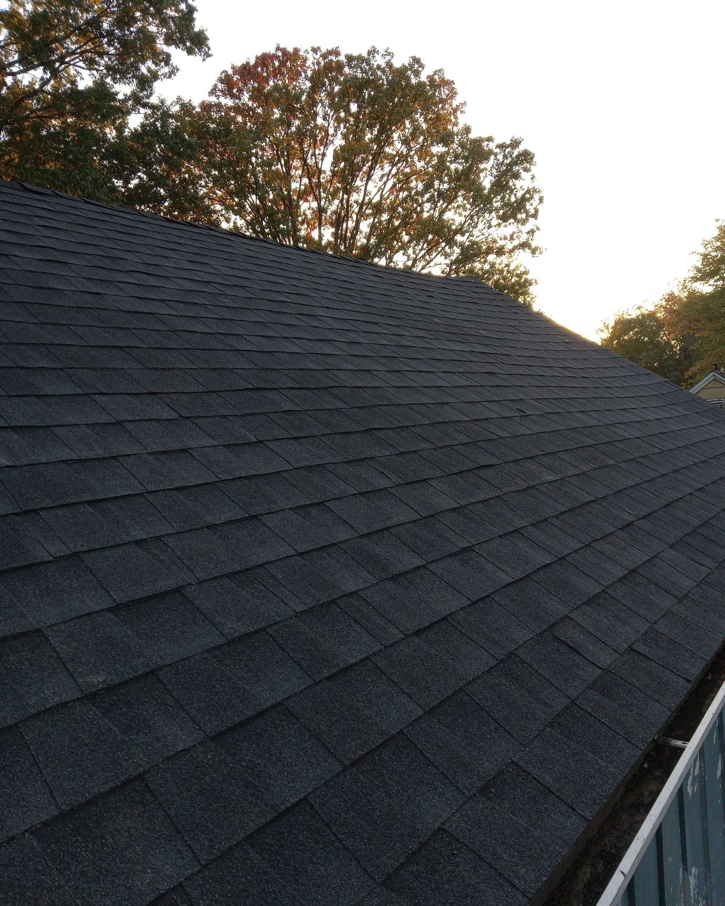 Wrapped up around golden hour, very proud of our guys.
.
.
.
.
.
.
#roofers #silverspringhomes #homeremodeler #silverspringmd #homeimprovementmd #roofermd #bethesdaremodel