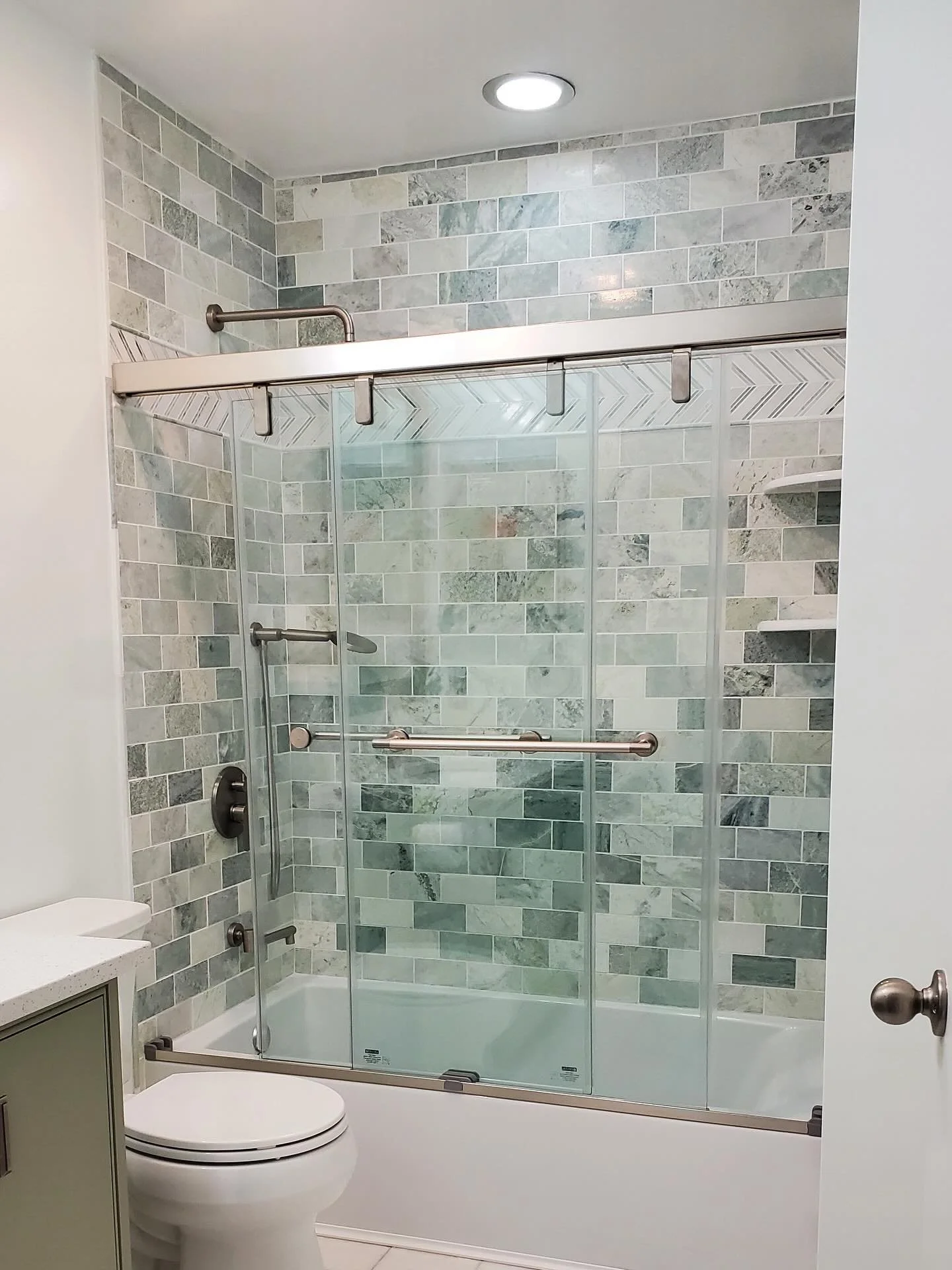 Check out this complete bathroom remodel we did for one of our clients. New flooring, vanity and standing shower! Make sure to click the link in our BIO if you would love a free quote. 
.
.
.
.
.
.
.
.
#silverspringremodel #silverspringconstruction #