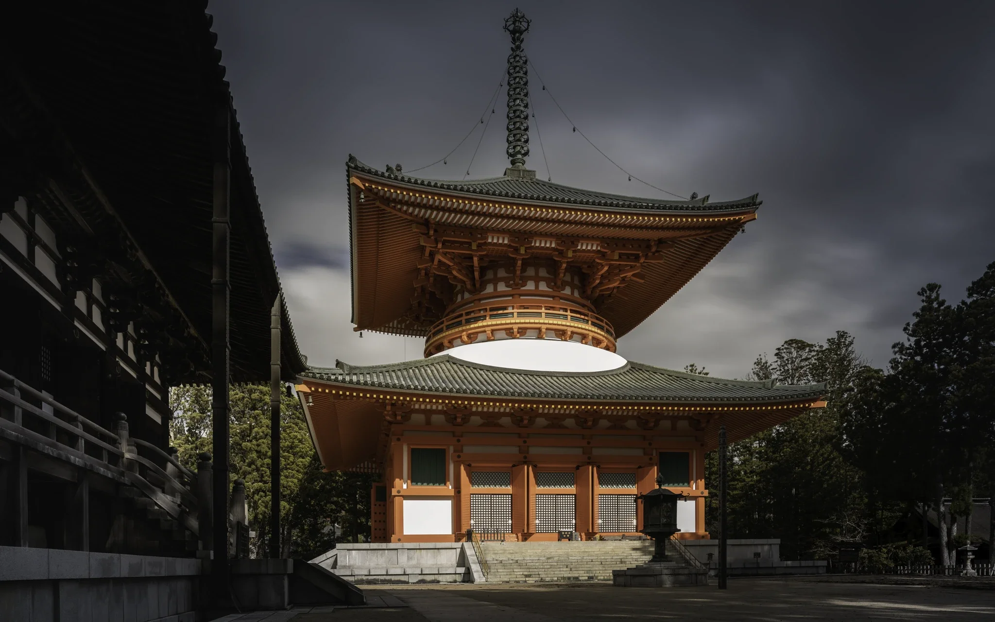 Japan Photographer Nicolas Wauters - Koyasan kongobuji temple.webp