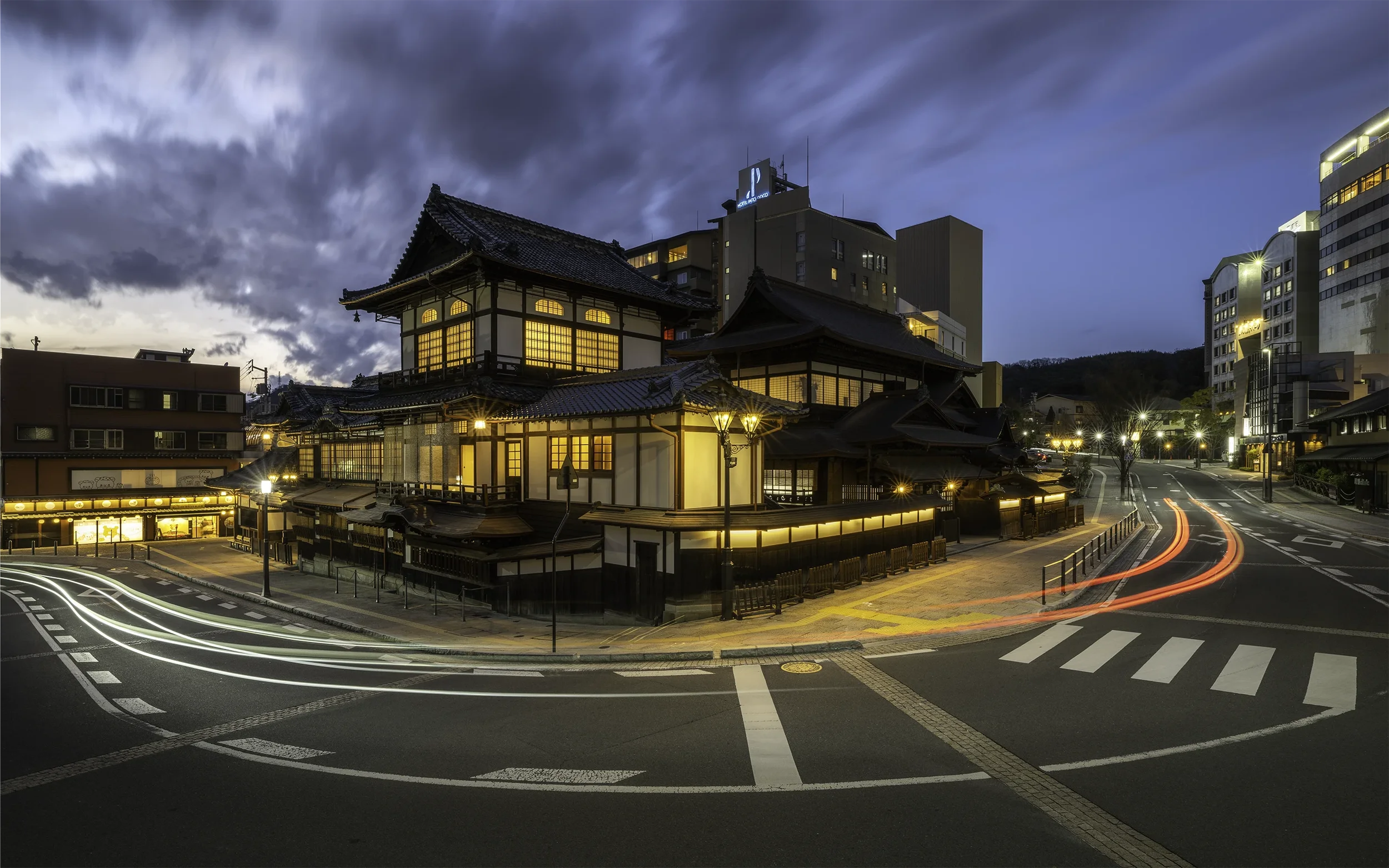 Japan Photographer Nicolas Wauters - Dogo Onsen Shikoku.webp