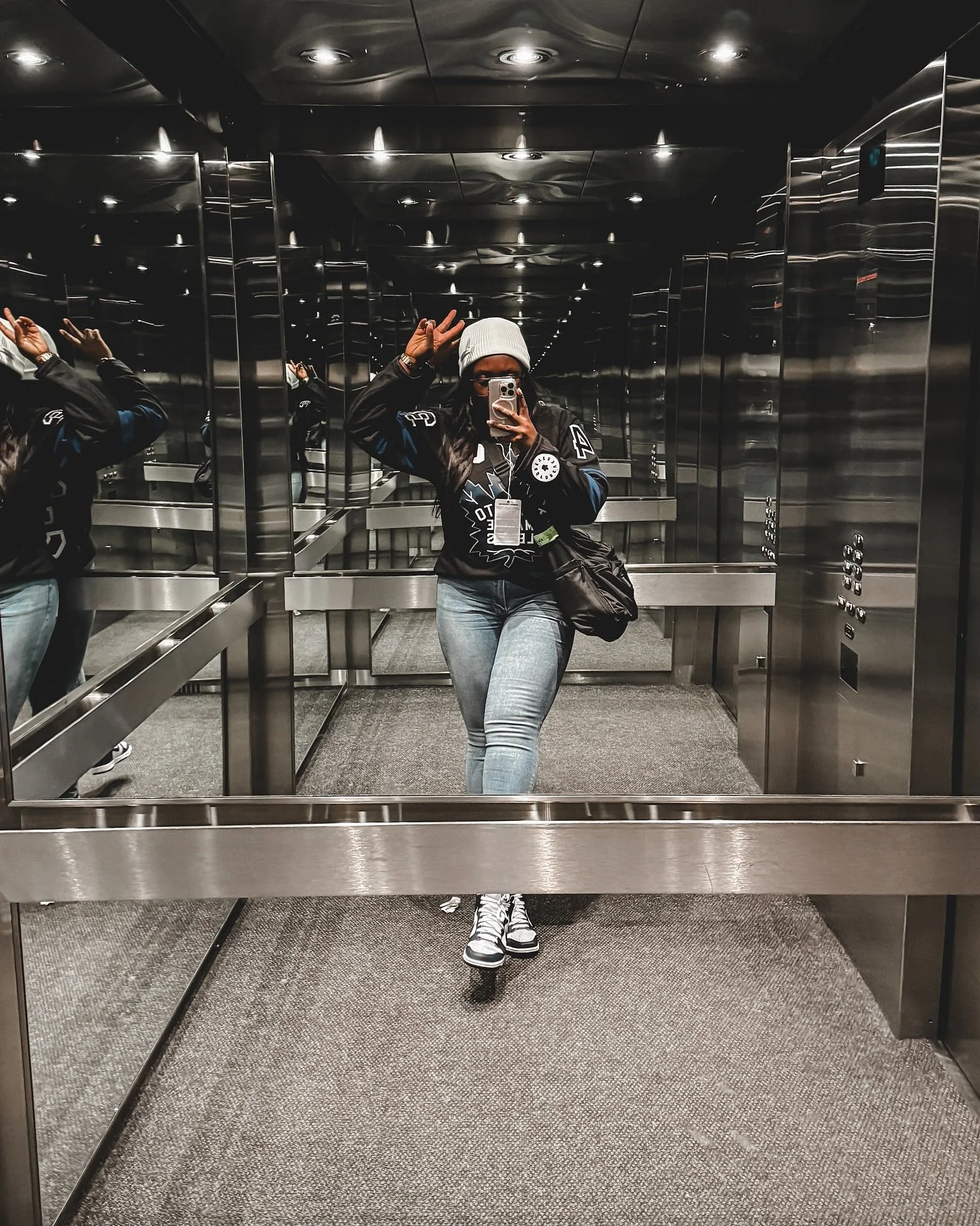 Work. Eat. Work. Shoes. Work. Art. Work. Shopping. Work. Nature. Your storage is full.