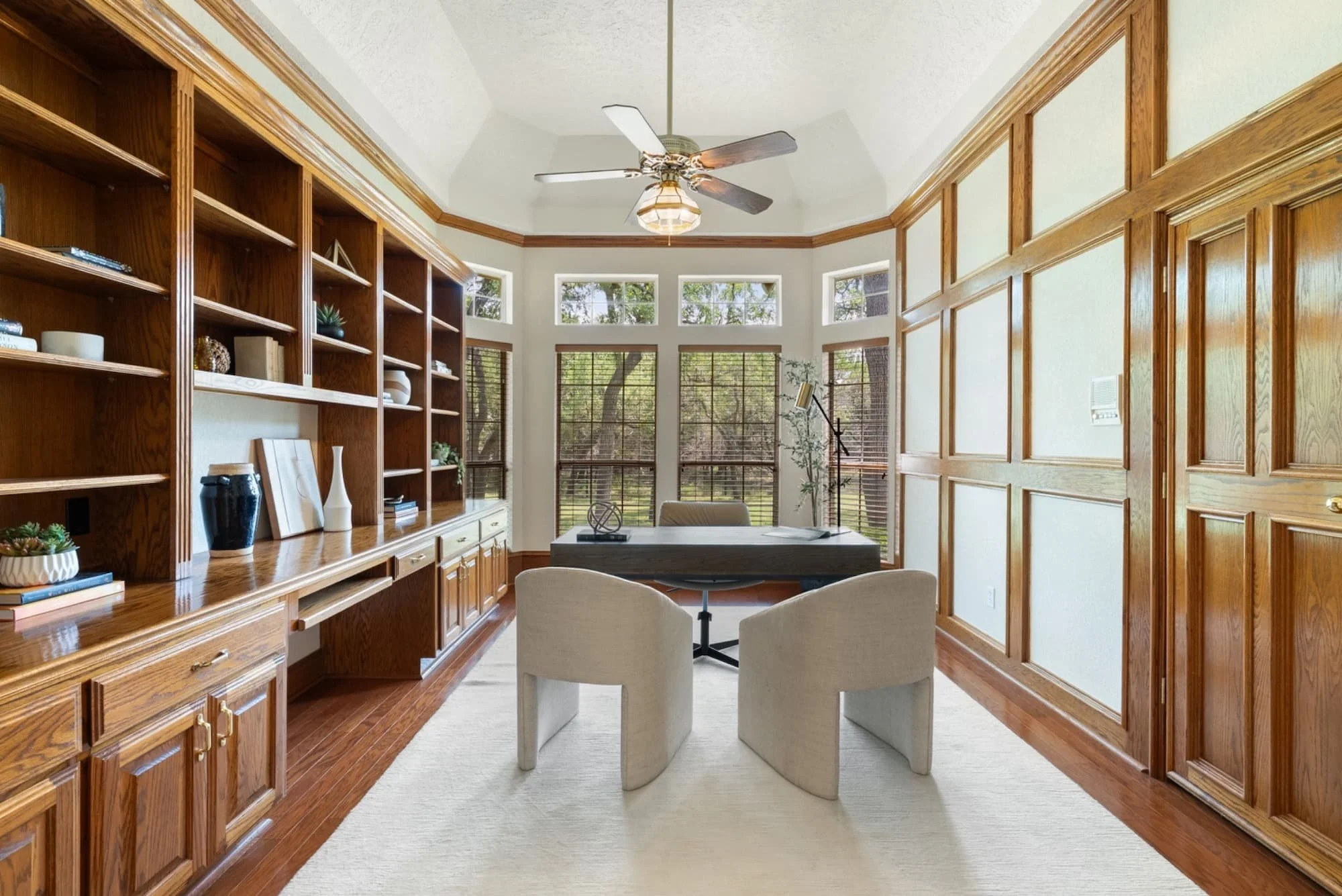 Oak Haven Cir | Traditional Estate Staging in Georgetown, TX