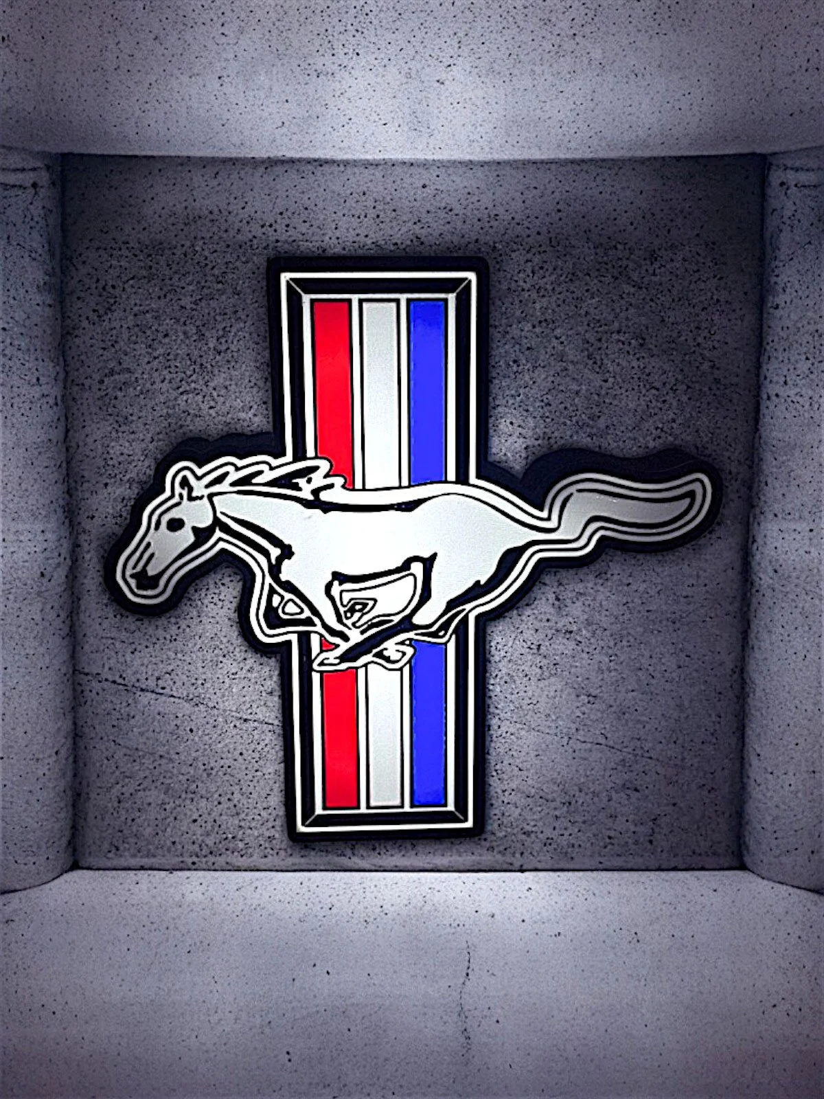Mustang Light Box #2 - 3_4.jpg