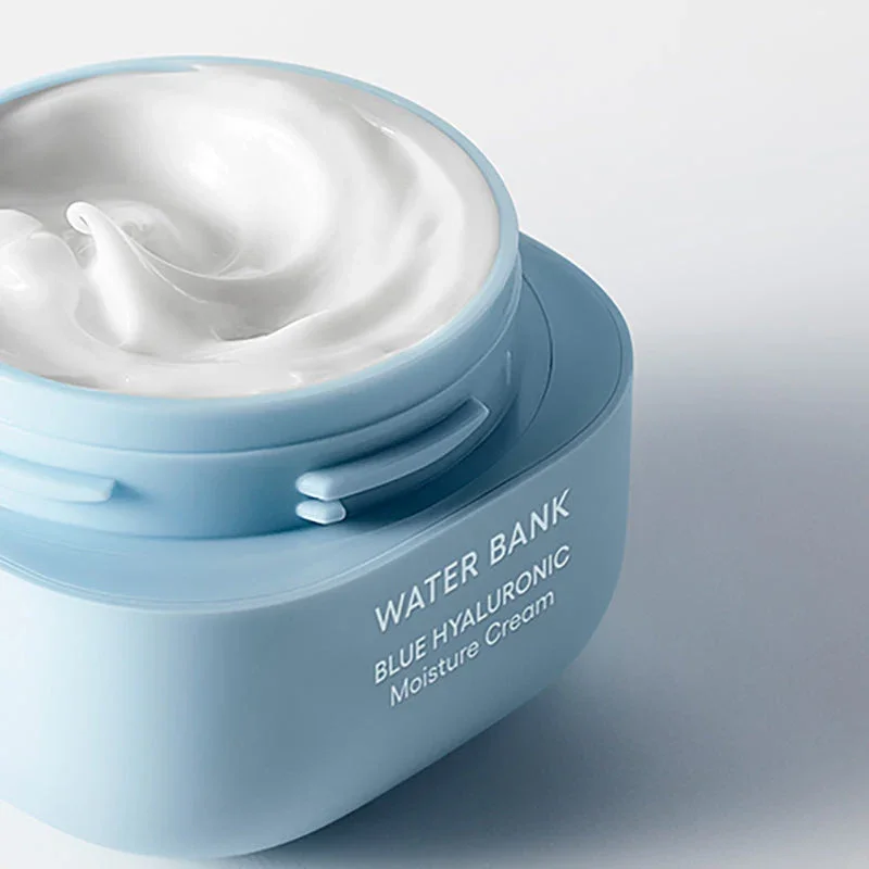 20230100_final_KR_WATER-BANK-BLUE-HYALURONIC-MOISTURIZER-CREAM_thumbnail04.webp