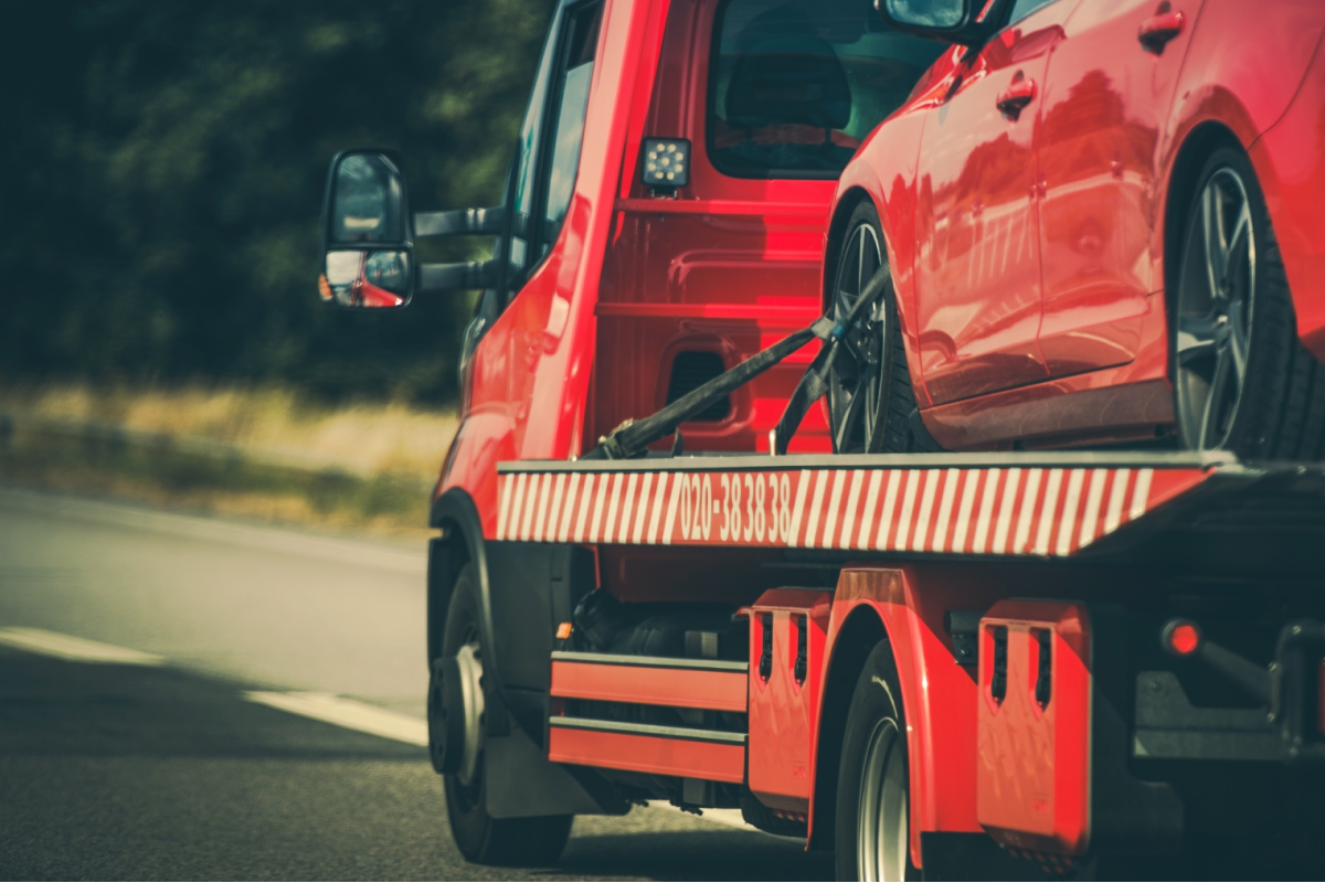 When Should You Call for Professional Towing Instead of DIY?