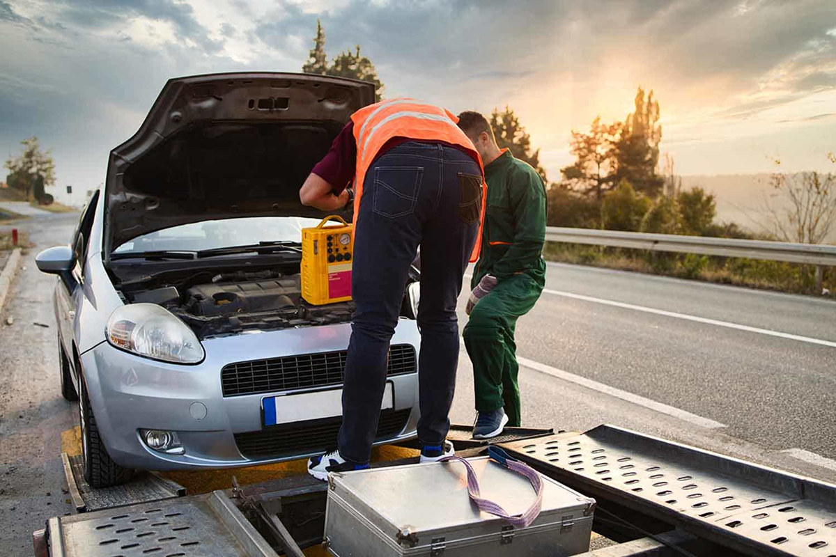 Signs Your Vehicle Needs Immediate Roadside Assistance in Marrero, LA