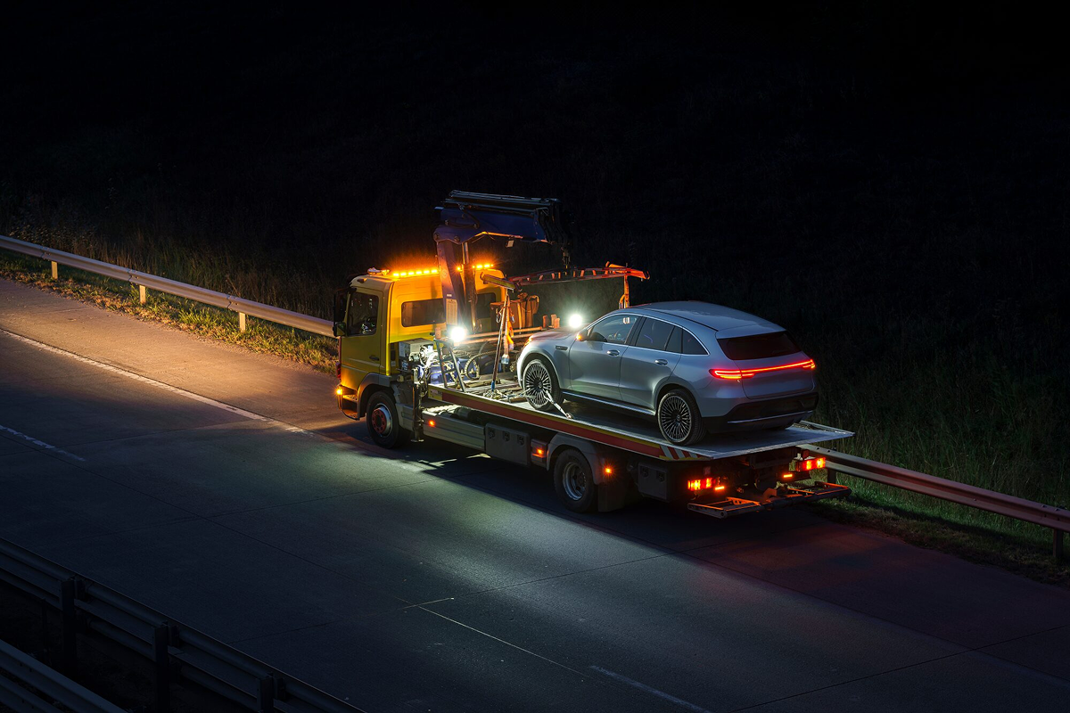How Local Towing Companies Support Drivers During Unexpected Emergencies