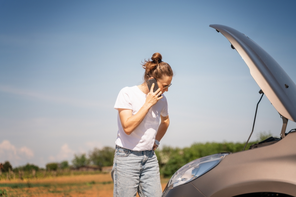 What to Expect During Your First Roadside Assistance Call