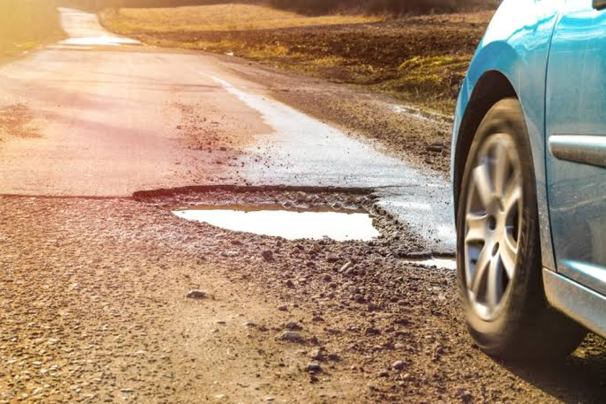 Common Road Hazards That Lead to Flat Tires