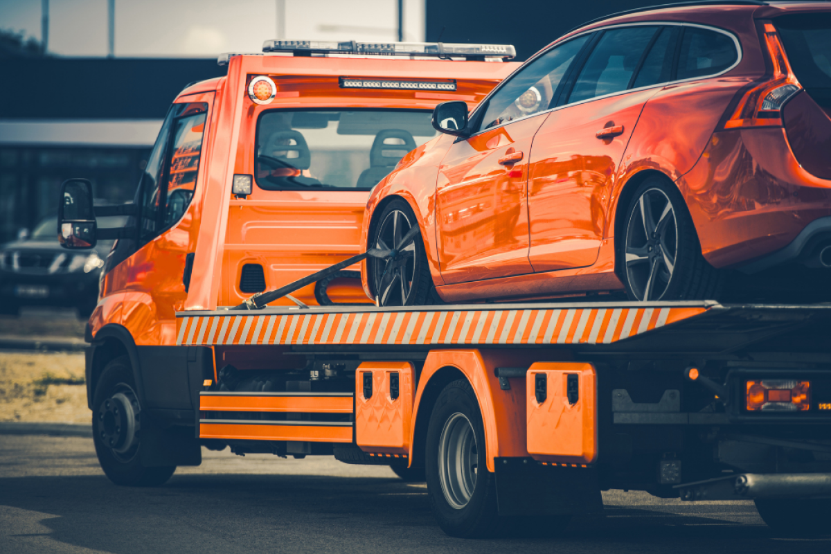 How Professional Towing Equipment Protects Your Vehicle