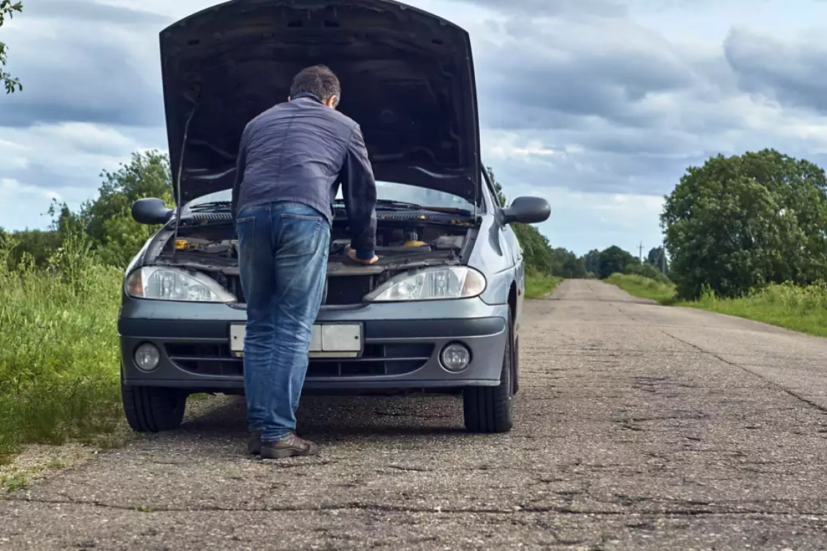 Common Electrical System Failures That Cause Sudden Vehicle Breakdown