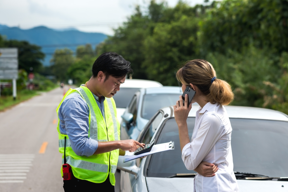 What Information Insurance Companies Require After Roadside Towing