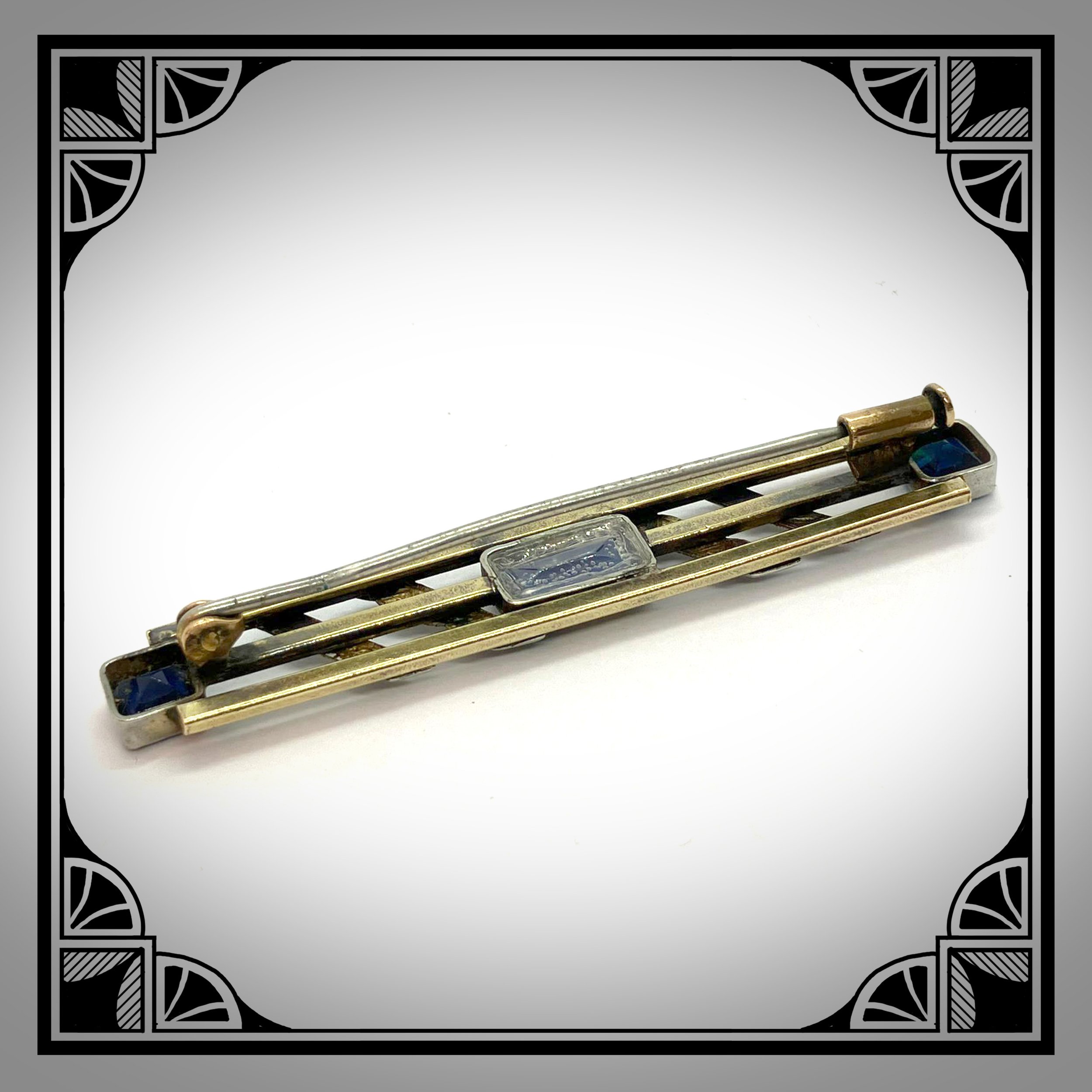 1930s Art-Deco Bar Brooch with blue rhinestones 2.jpg