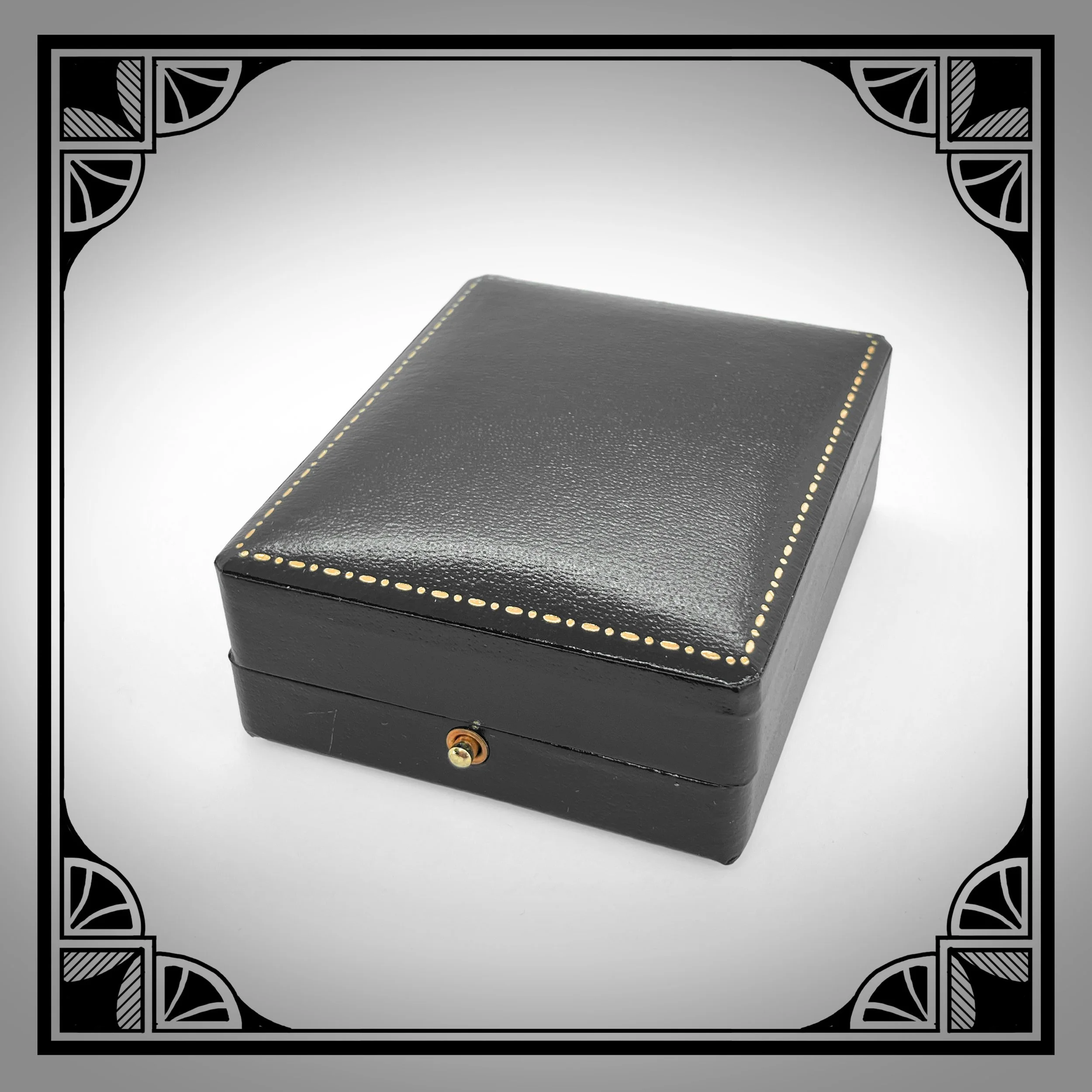 Antique Style Leatherette Jewellery Box for Brooches, pendants or earrings