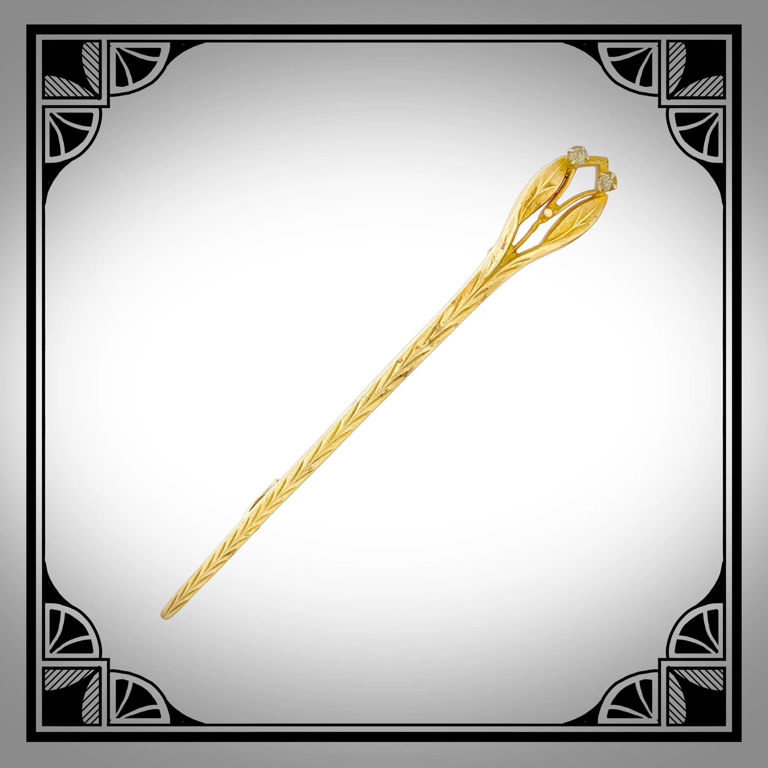 1910s Gold-plated Foliate bar pin set with rhinestones