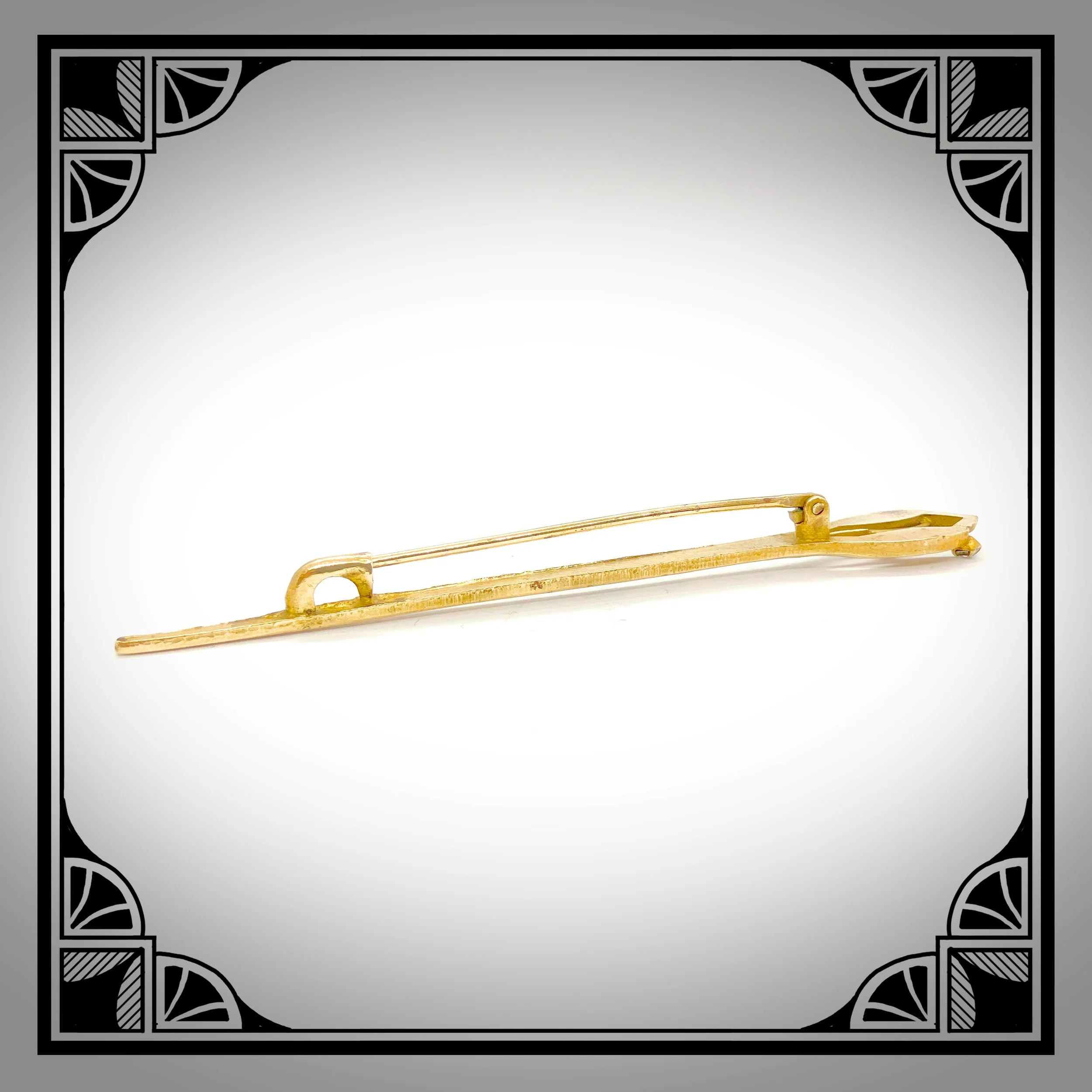 1910s Gold-plated Foliate bar pin set with rhinestones 2.jpg