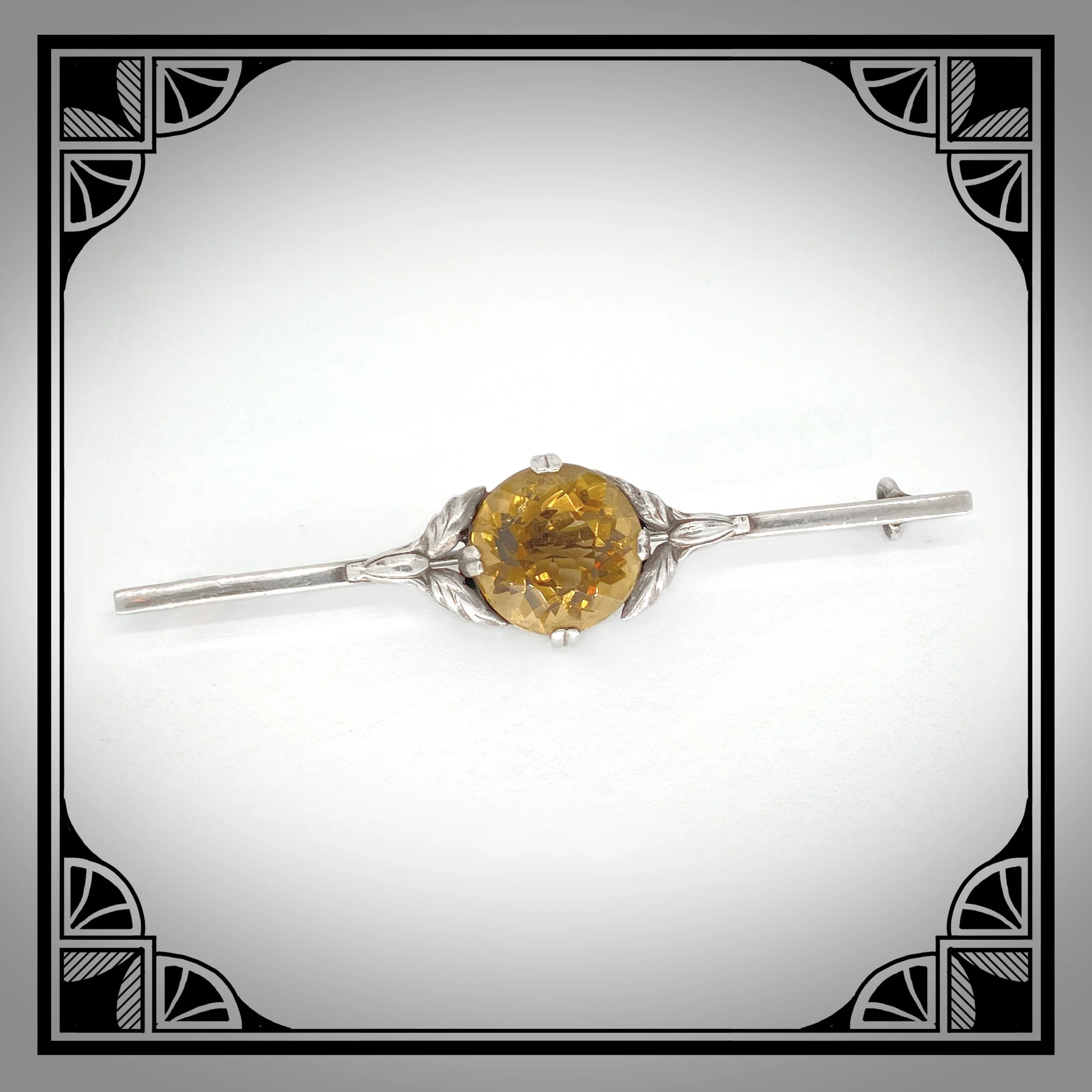 1920s Silver Art-Deco Bar brooch with Orange facet stone
