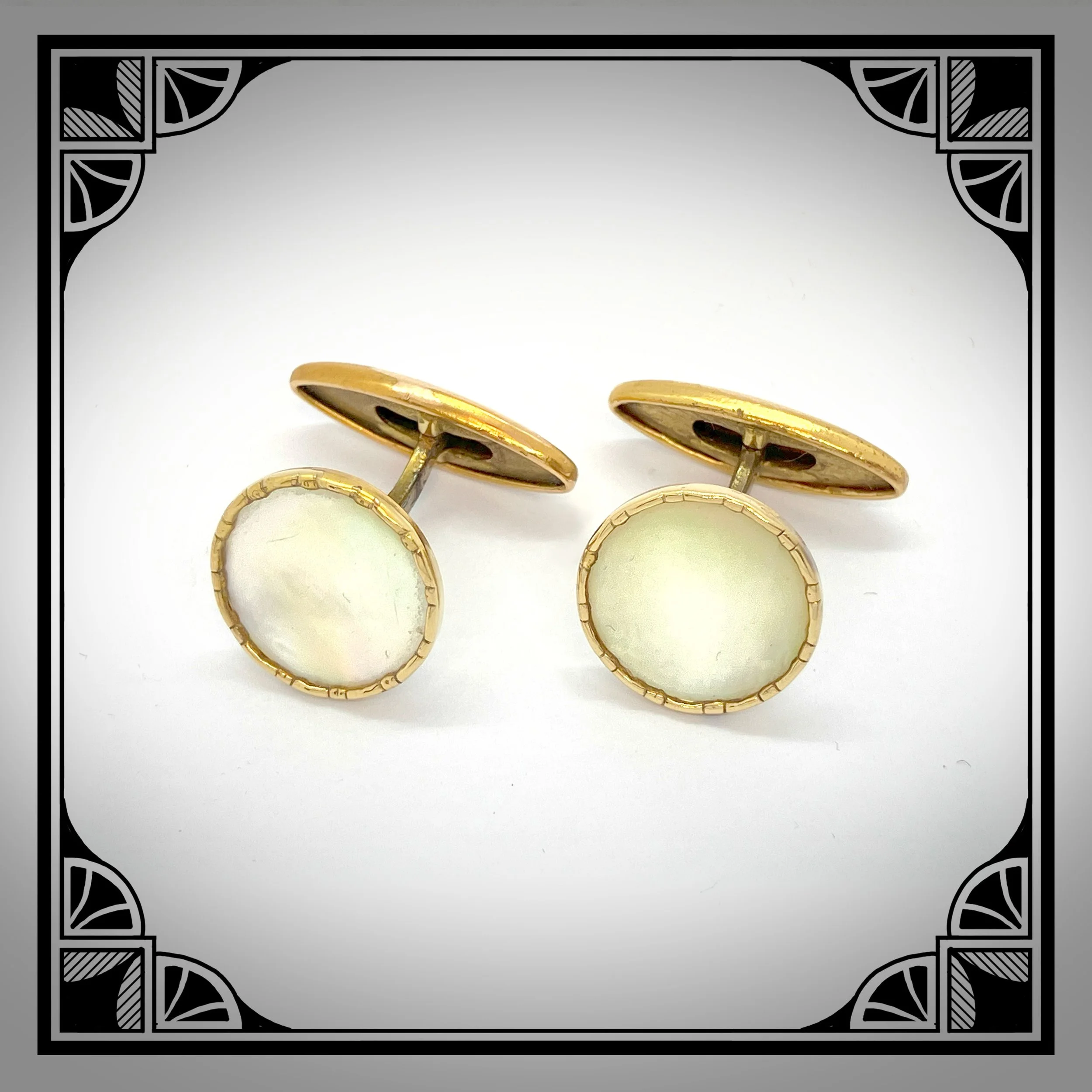 1920s Gold-Plated mother of pearl cufflinks with decorated bezels
