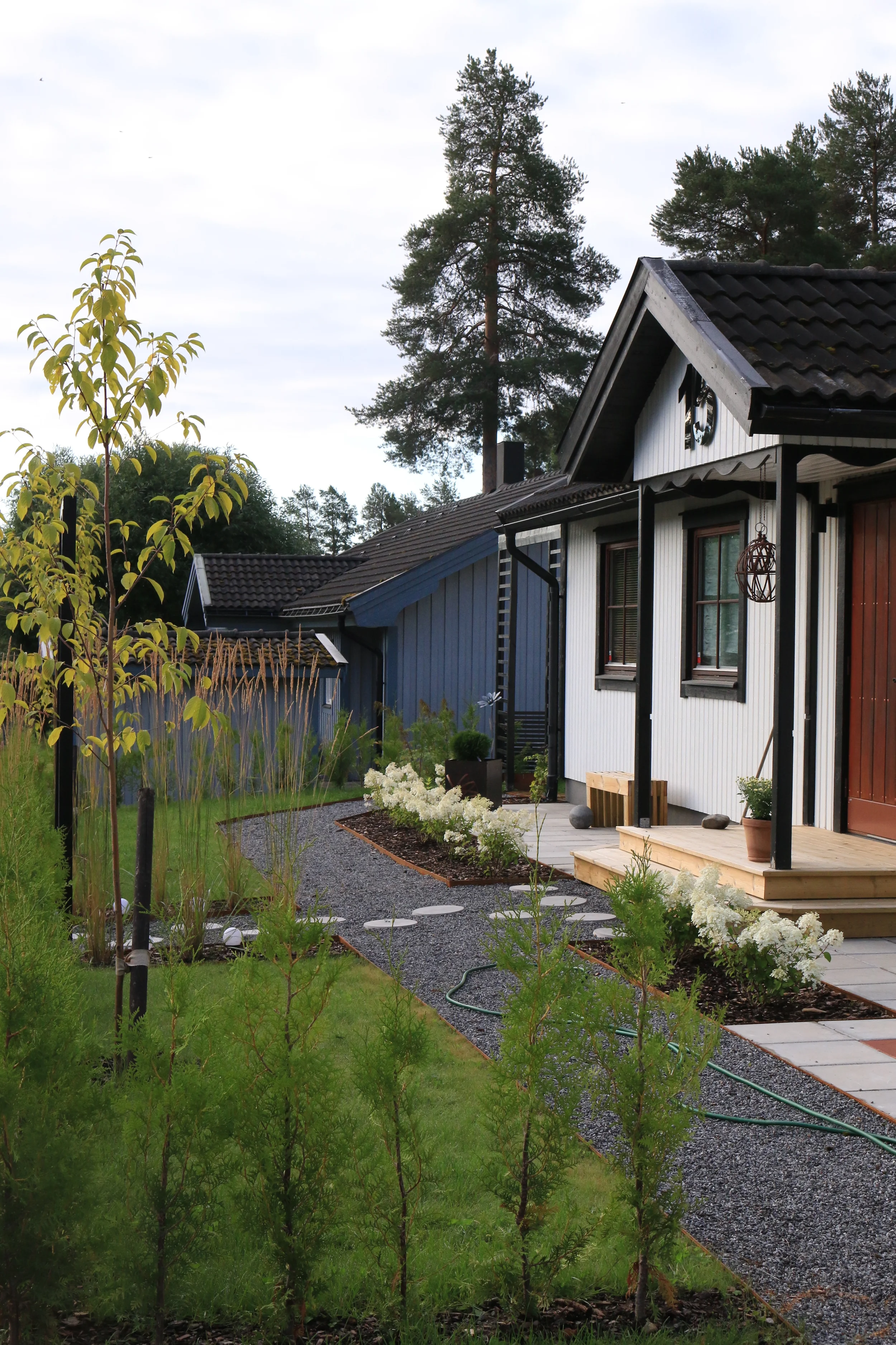 Maria och Daniels villaträdgård