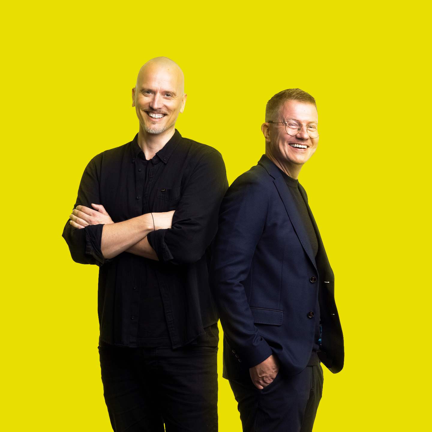 Kaupallisuuden katapultti -teos kokoaa kansiensa väliin Toni Lähteen ja Kert Kennerin valmennusten sekä yhdessä tehdyn valmennussarjan parhaita vinkkejä