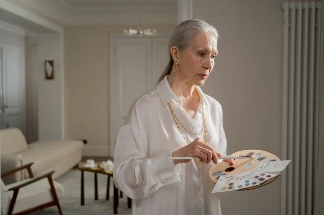 How Creative Arts Programs in Memory Care Can Enhance Cognitive and Emotional Well-being