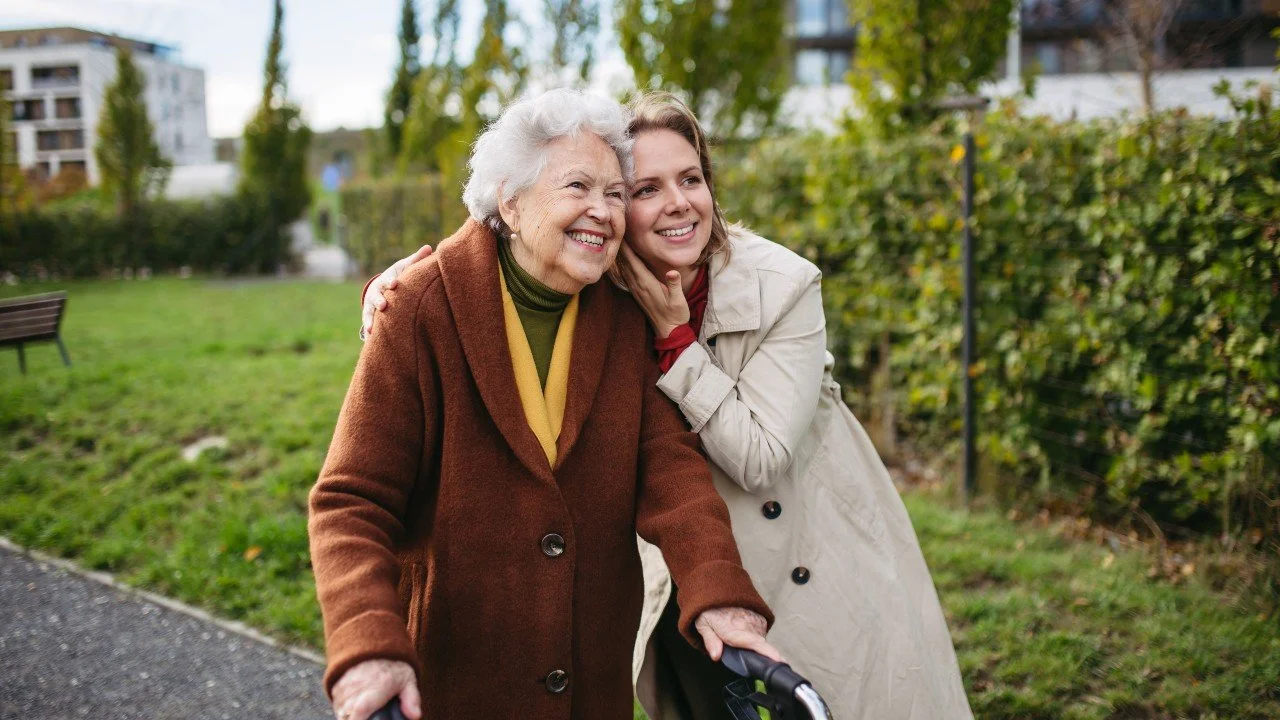 How Old Age Homes in London Ontario Benefit the Whole Family