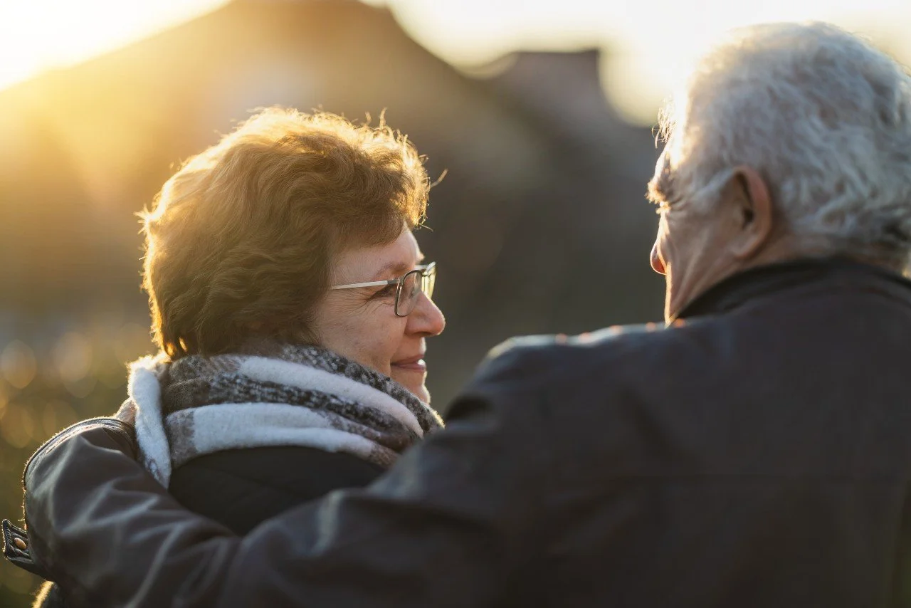 Managing Sundowning Syndrome in Dementia Care Residents