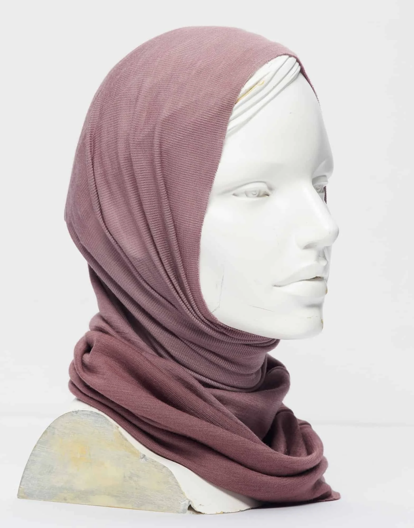 Reddish-grey-neck-warmer-min.jpg