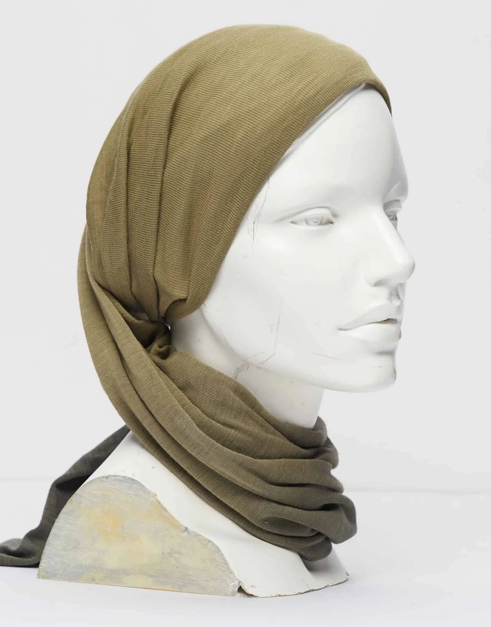 Chaki-gradient-to-grey-tube-scarf-min.jpg