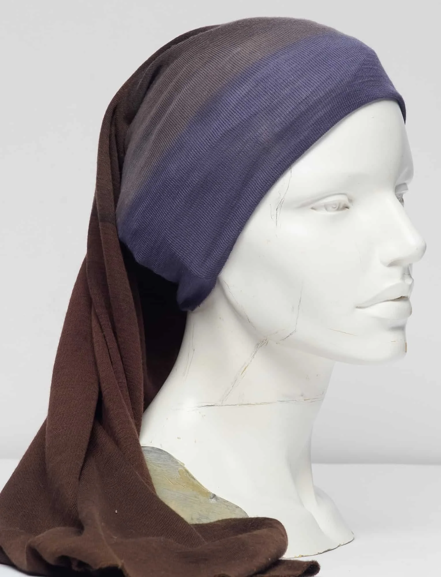 Brown-gradient-to-violet-tube-scarf-min.jpg