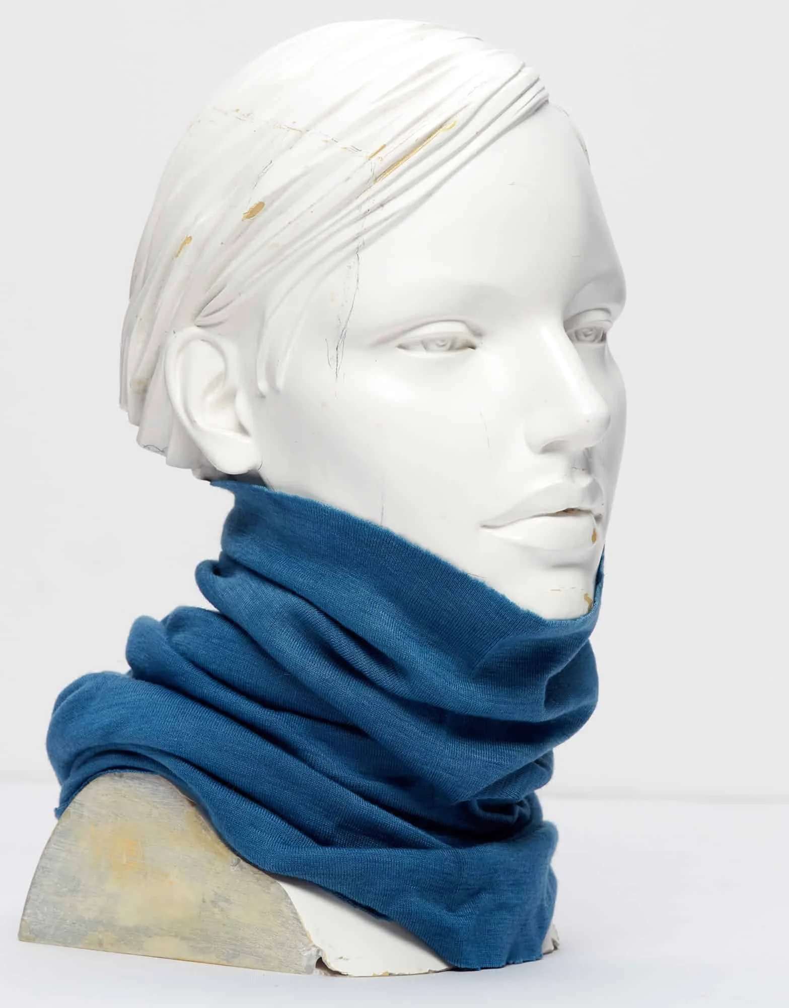 indigo-wool-tube-scarf-min.jpg