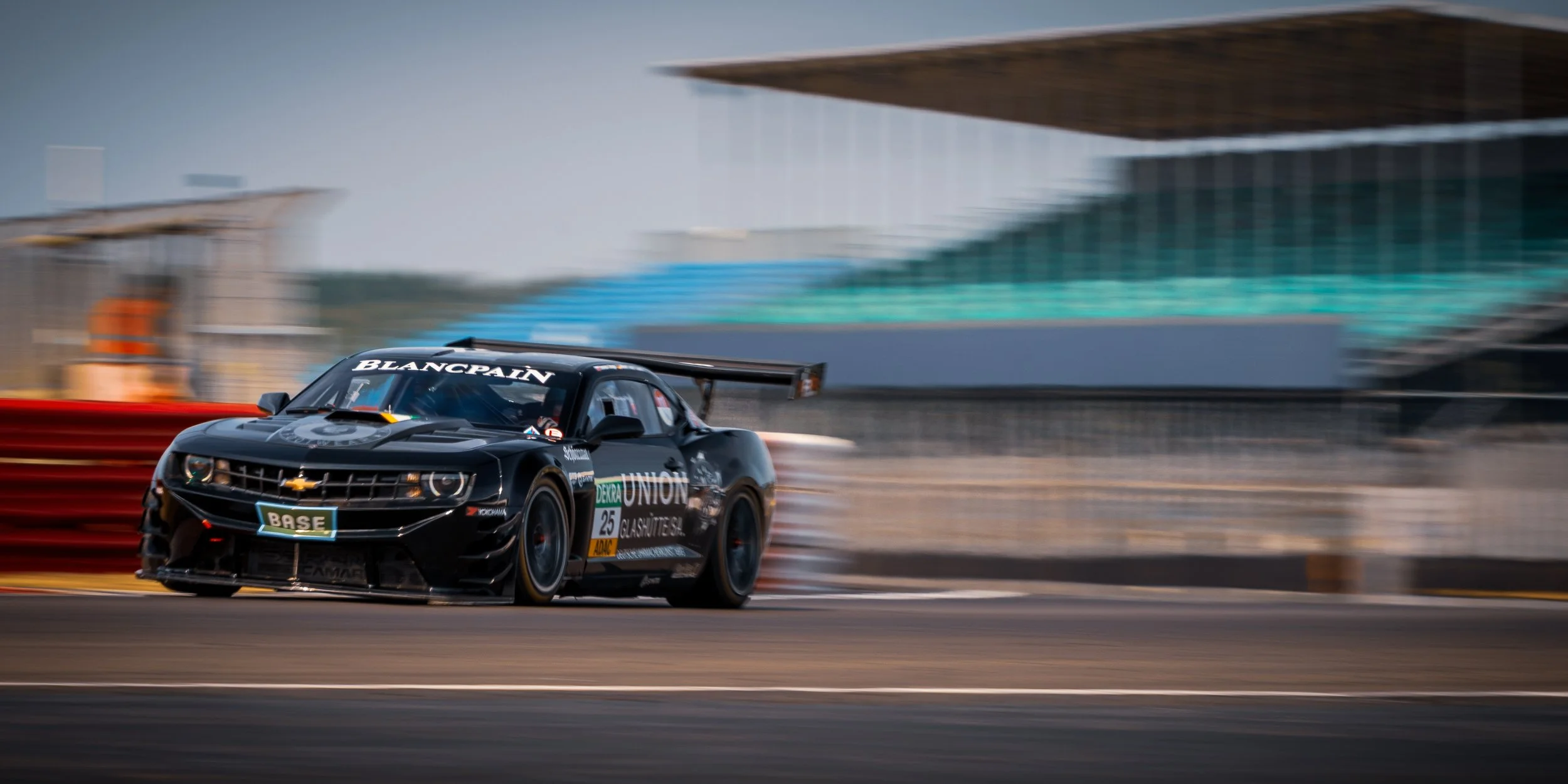 SilverstoneBRDC (003 of 308).jpg