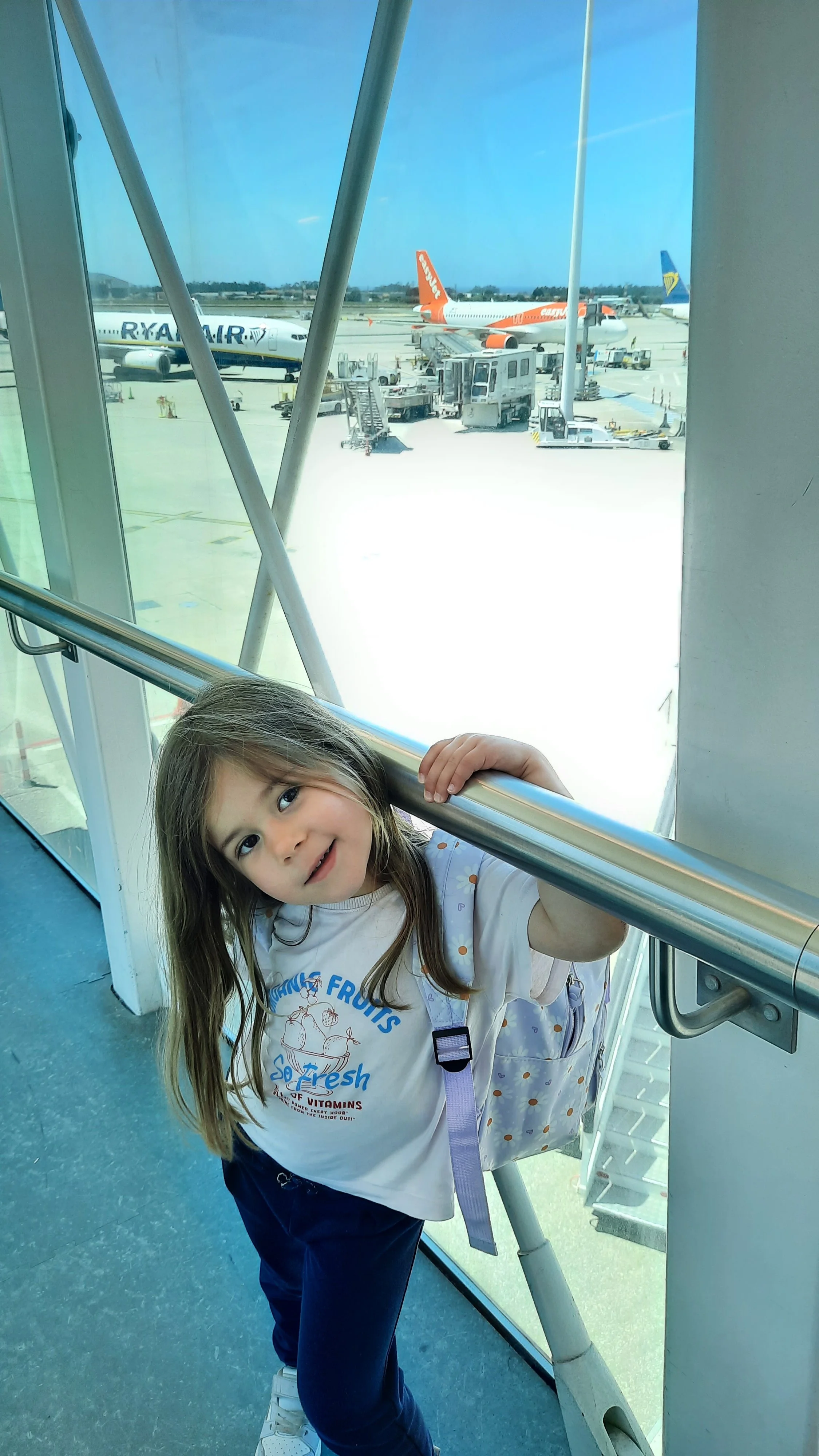 prendre l'avion avec des enfants