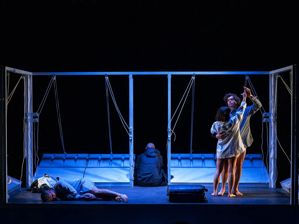 Scusate se non siamo morti in mare (2025)