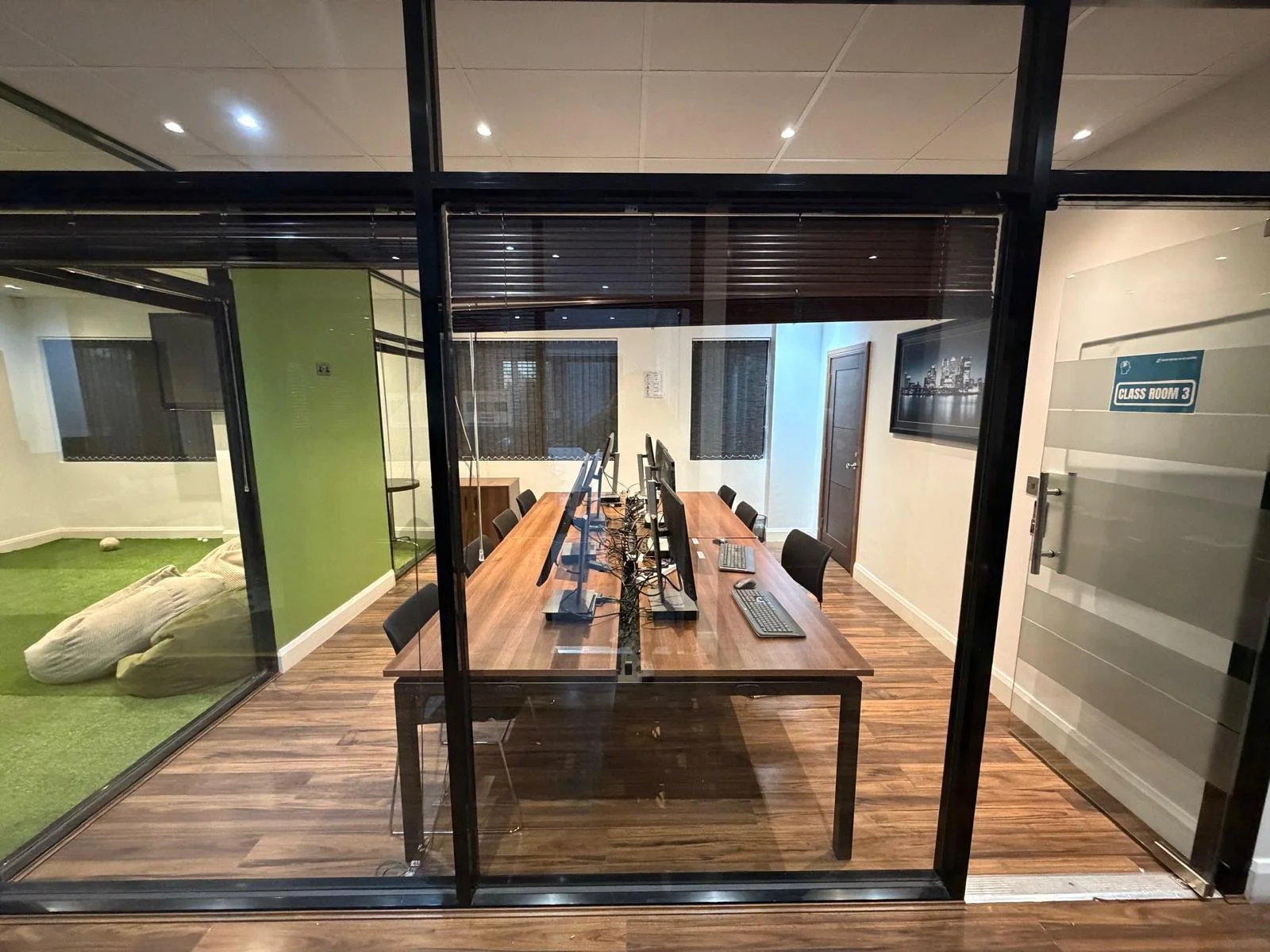 WhatsApp Image 2026-04-06 at 19.18.29.jpeg