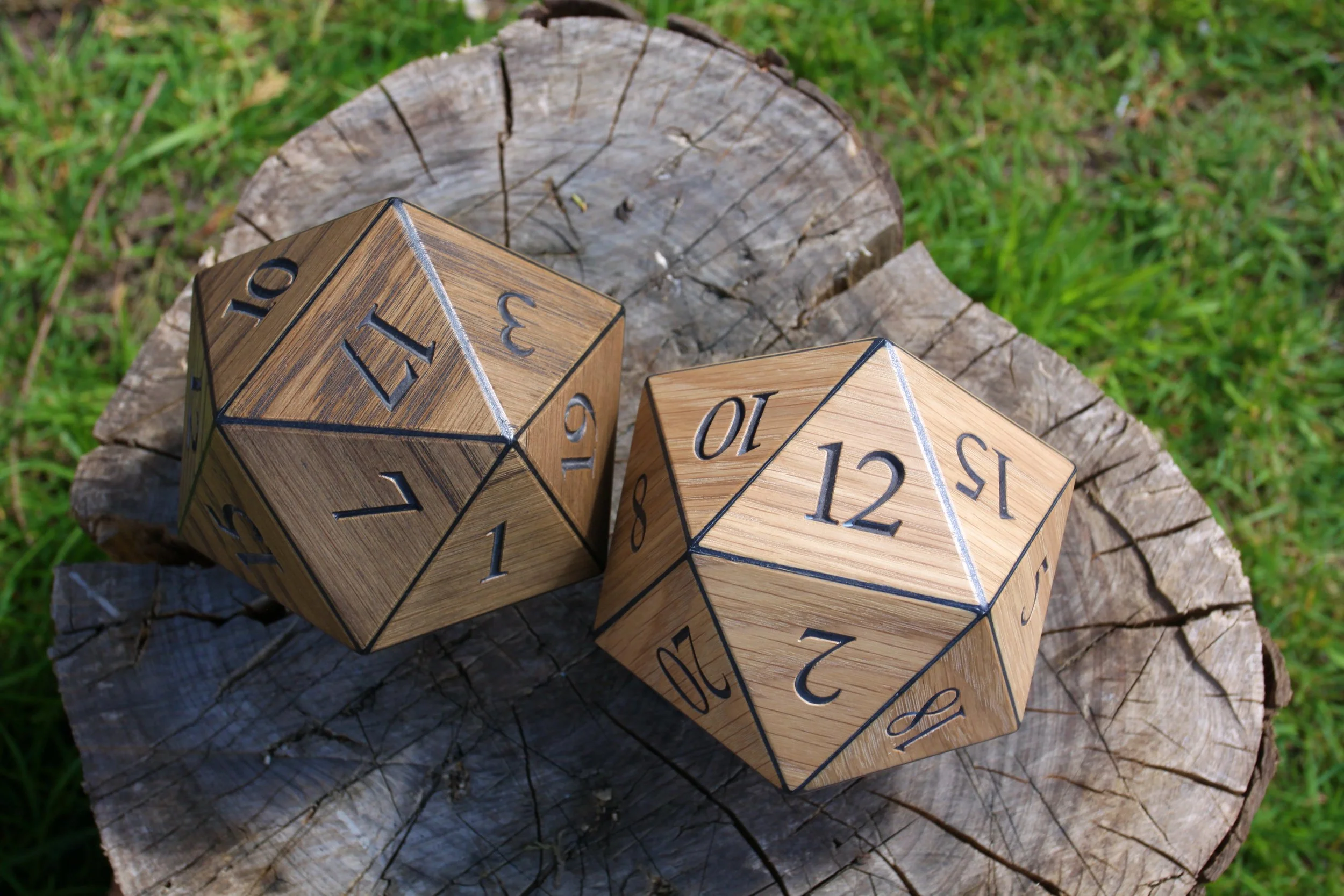 (SOLD OUT) Large Wooden D20