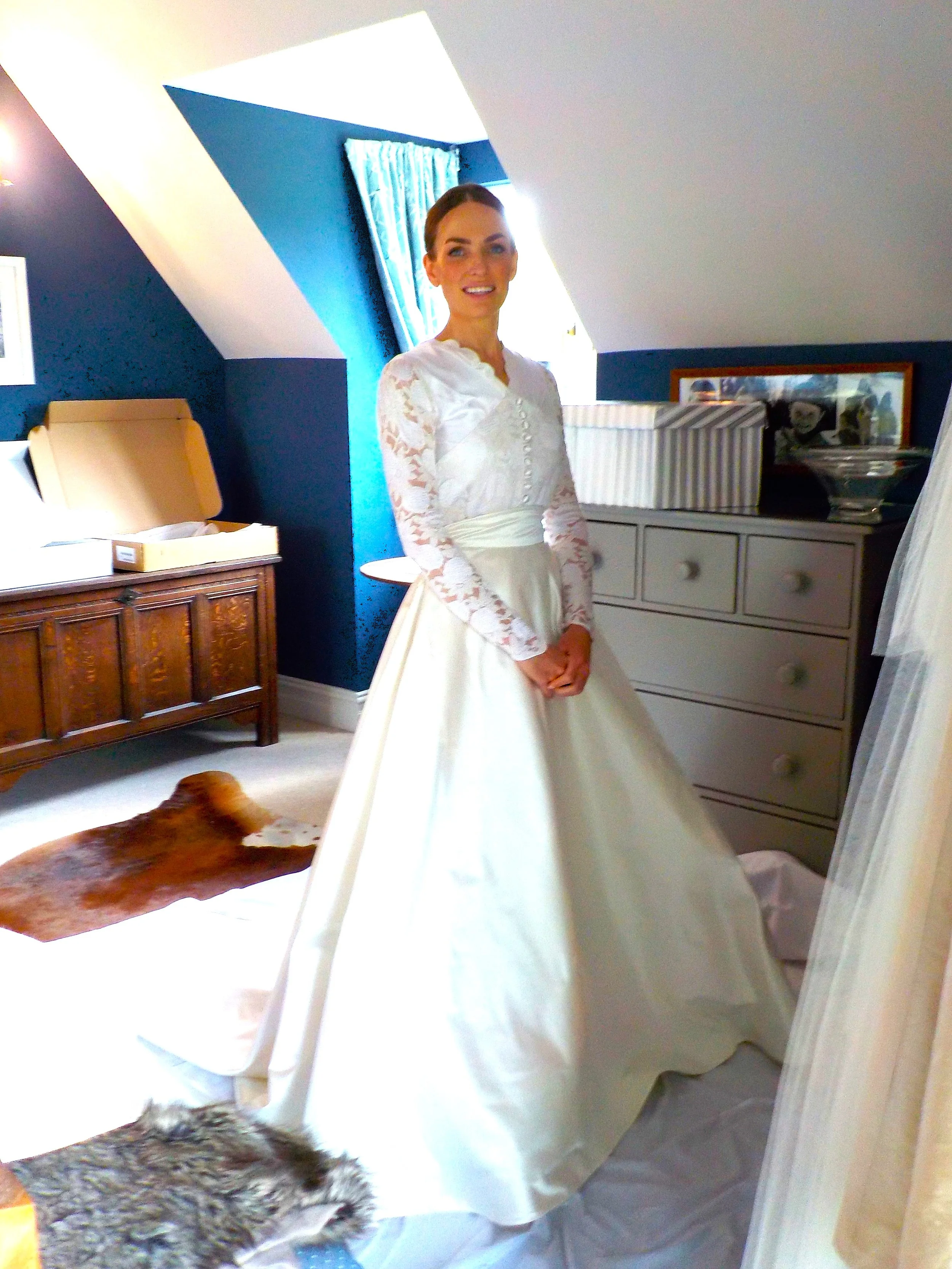 Bespoke silk duchesse wedding dress by Beatrice Espinosa
