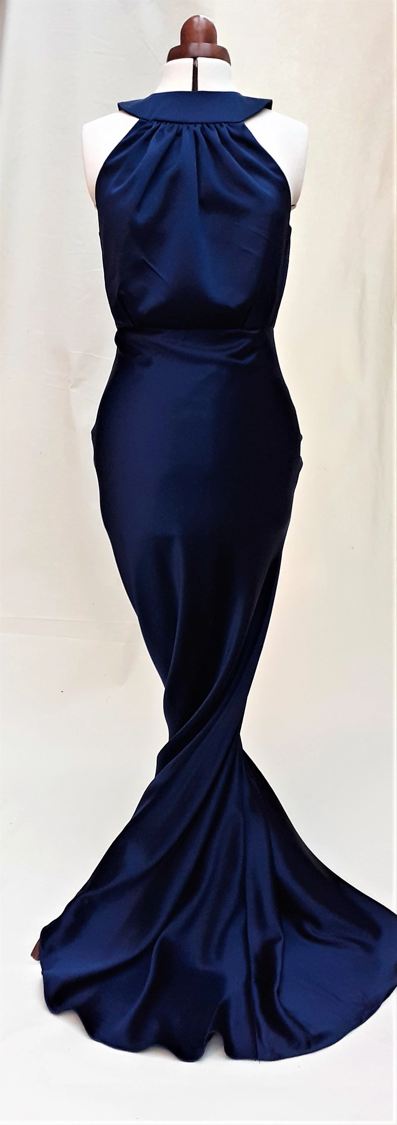 Midnight blue silk evening gown by Beatrice Espinosa