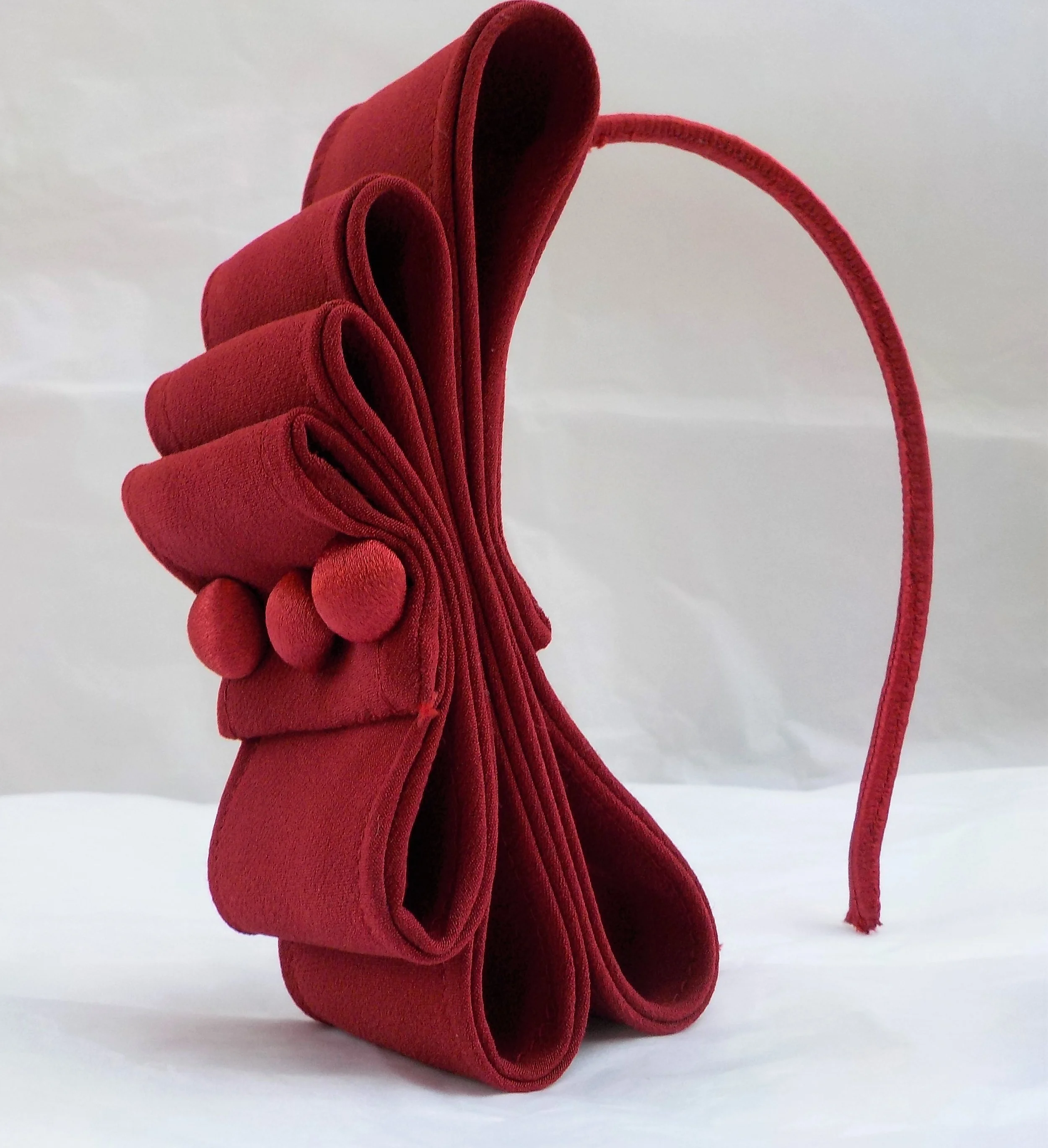 Bespoke claret matching headband by Beatrice Espinosa