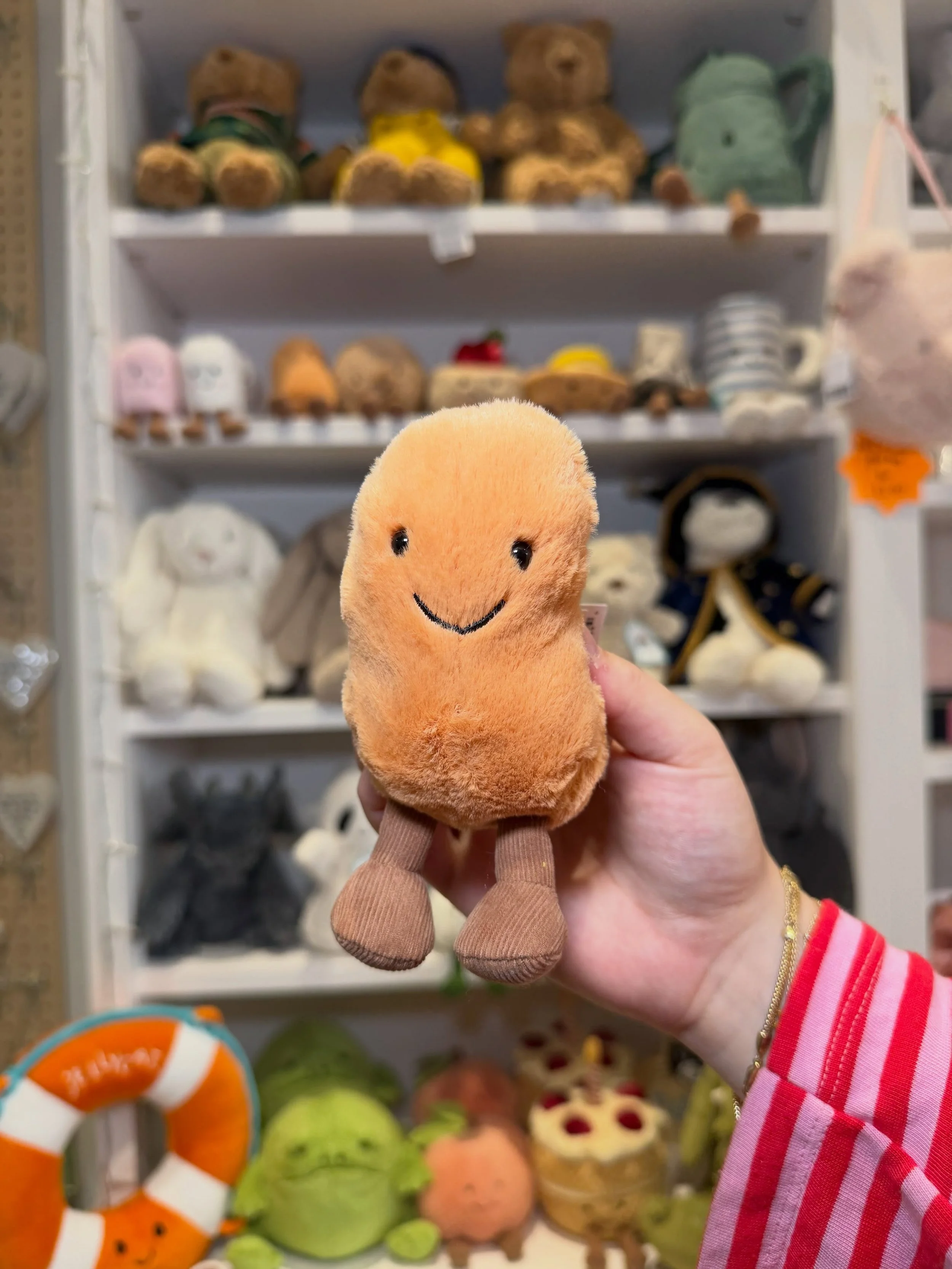 New delivery of Jellycat&rsquo;s have just arrived at My Bundle of Fun ✨💛 #jellycat #jellycatsofinstagram #jellycatlondon #cockfosters #giftshop