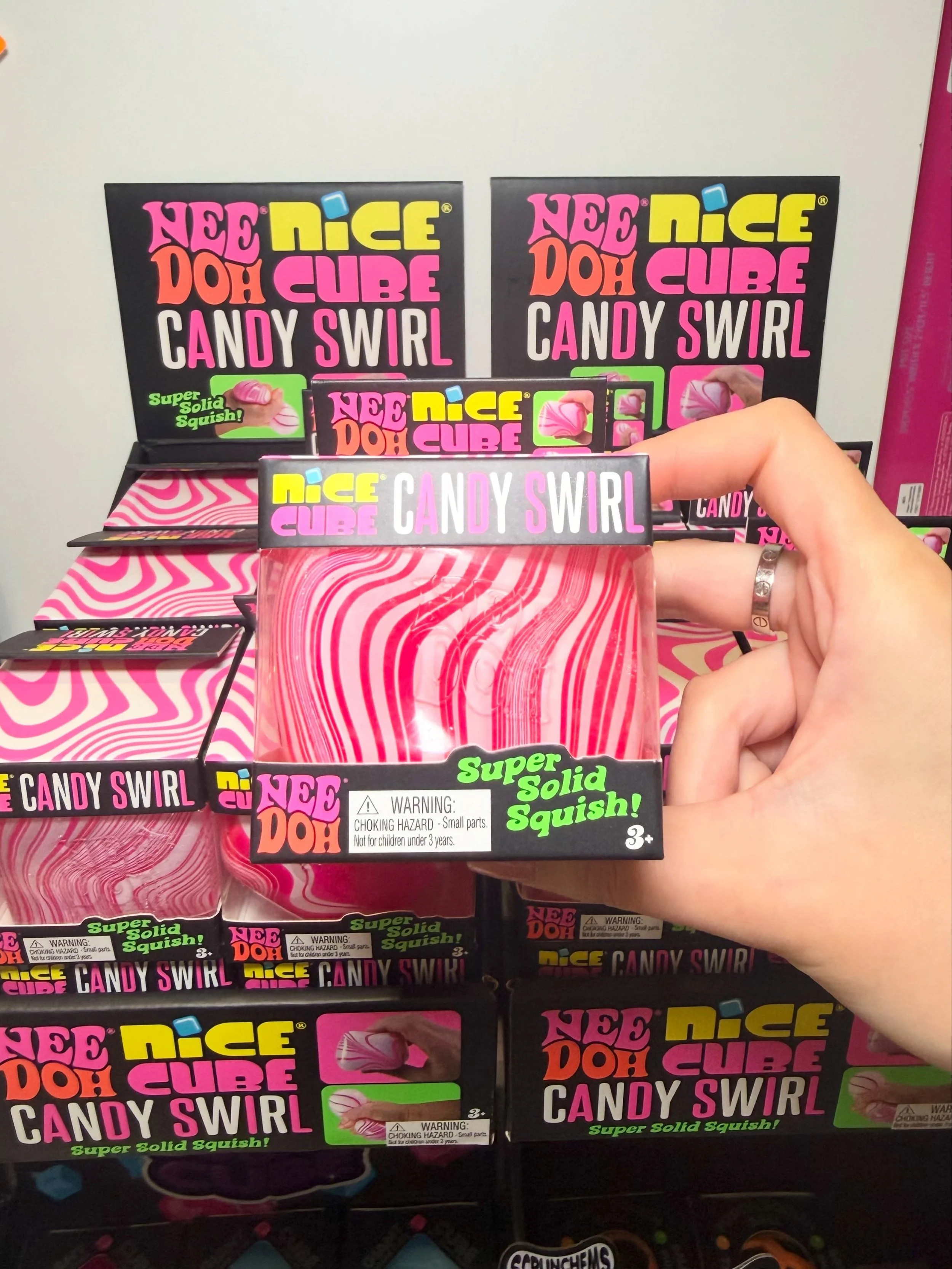 🩷BACK IN STOCK! 🧡

🍭 NeeDoh Nice Cube Candy Swirl in store now!!!🌀💖 limited availability 💕

#needoh #needohofficial #squishys #squishy #needohnicecube