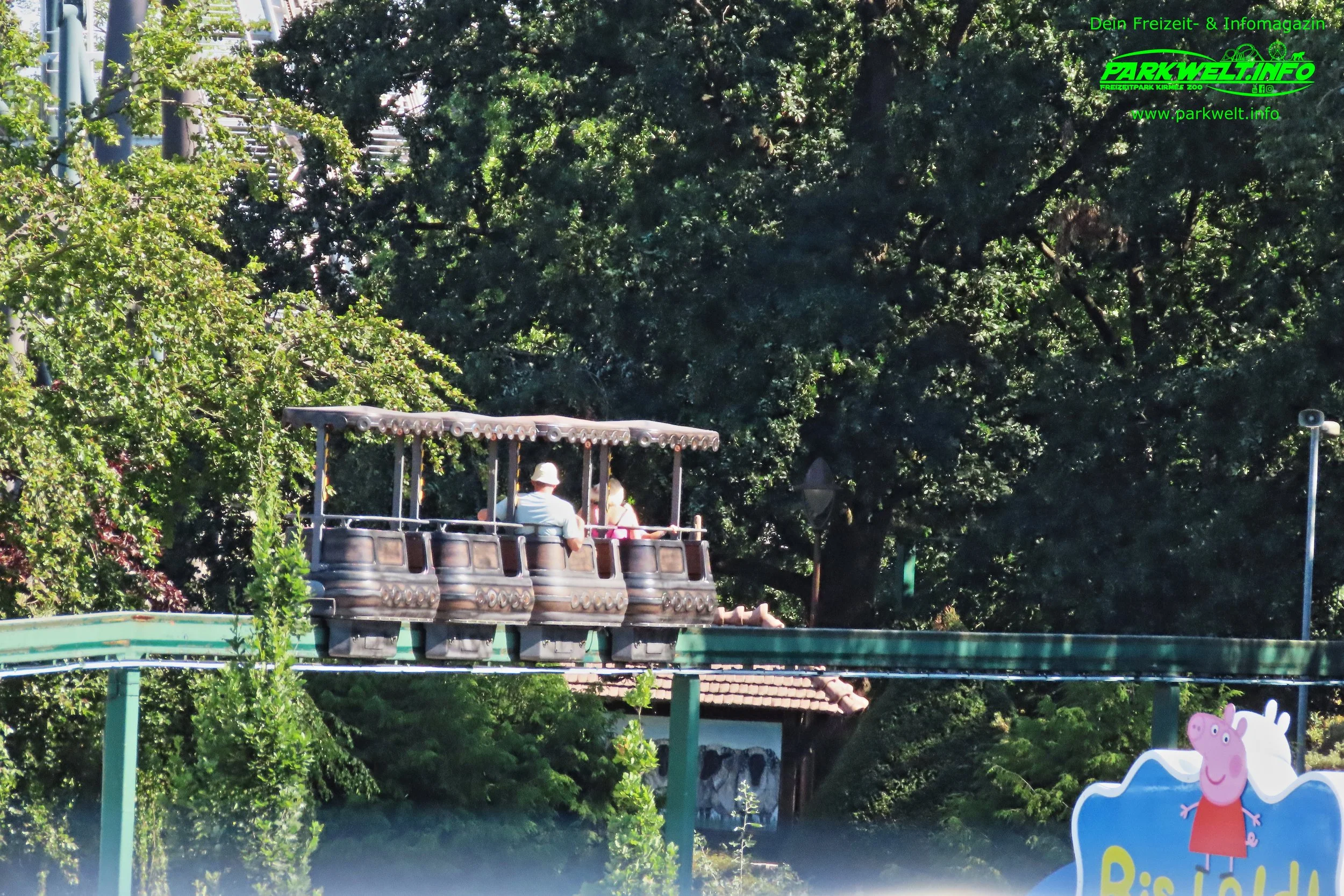 Panoramabahn Mack Rides Einschienenbahn Monorail Heide Park Resort Soltau Niedersachsen Freizeitpark Themepark Colossos Achterbahn Attraktionen Park Plan Adresse Infos Bilder Show