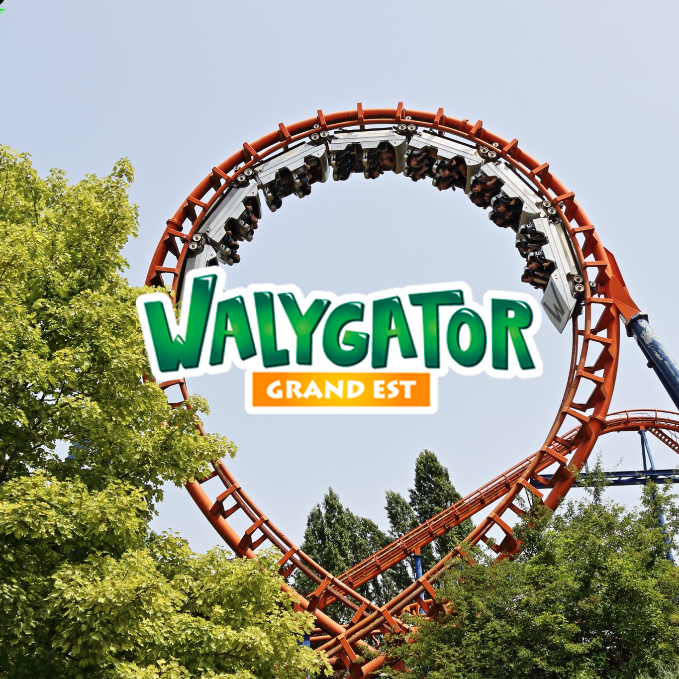 Ein Achterbahn-Looping bei einem Freizeitpark mit dem Schriftzug "Walygator Grand Est" WalyChristmas Waly Christmas Walygator Grand Est Info News Park Plan map guide Attraktionen Farankreich Freizeitpark Themepark Amusementpark 