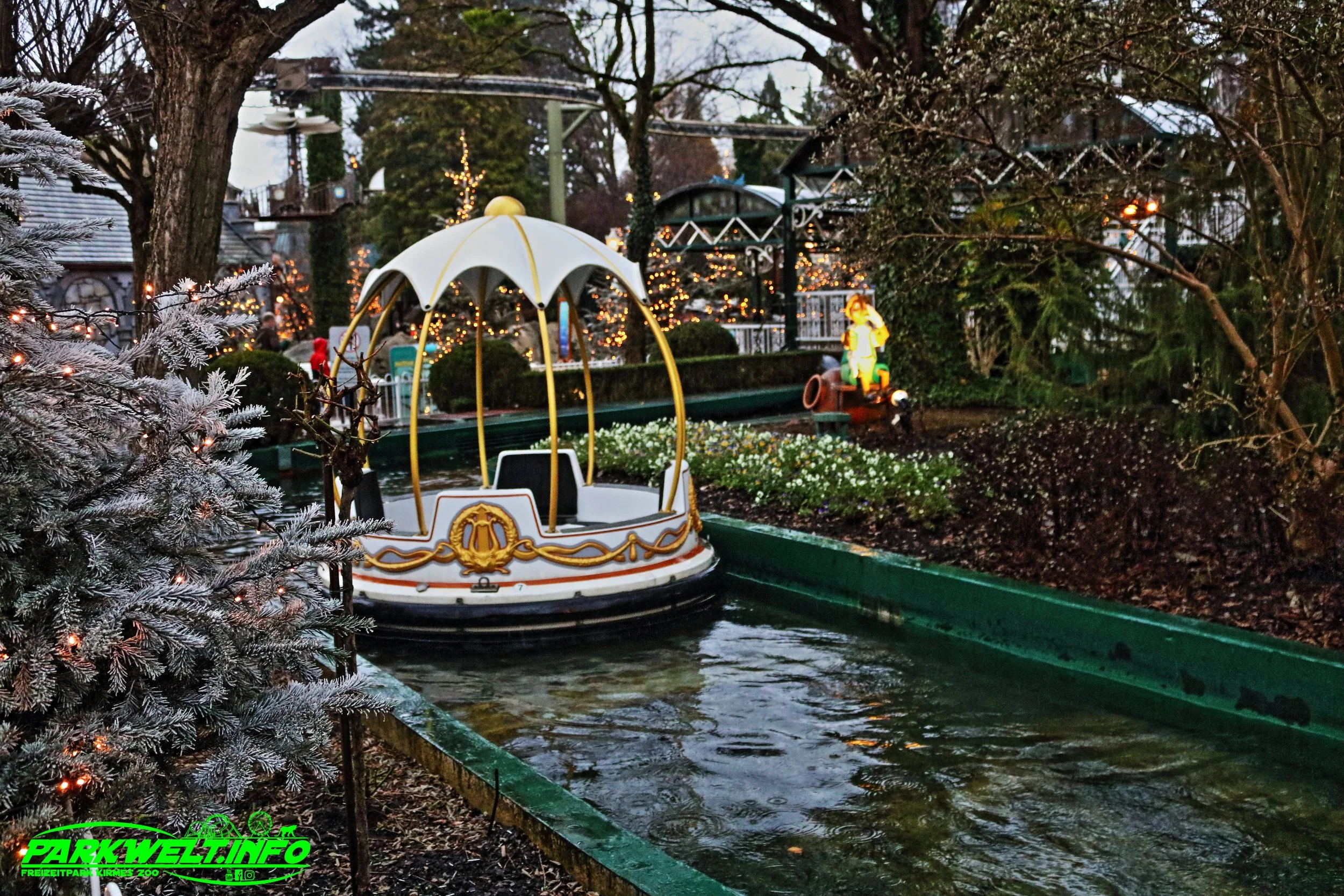 Marionetten Bootsfahrt Rundbootsfahrt Mack Rides Europa Park Rust Attraktionen Fahrgeschäfte Achterbahn Info Anfahrt Preise Guide Park Plan Map Rulantica Freizeit Coaster Bilder Galerie Veranstaltungen Übernachtung Information