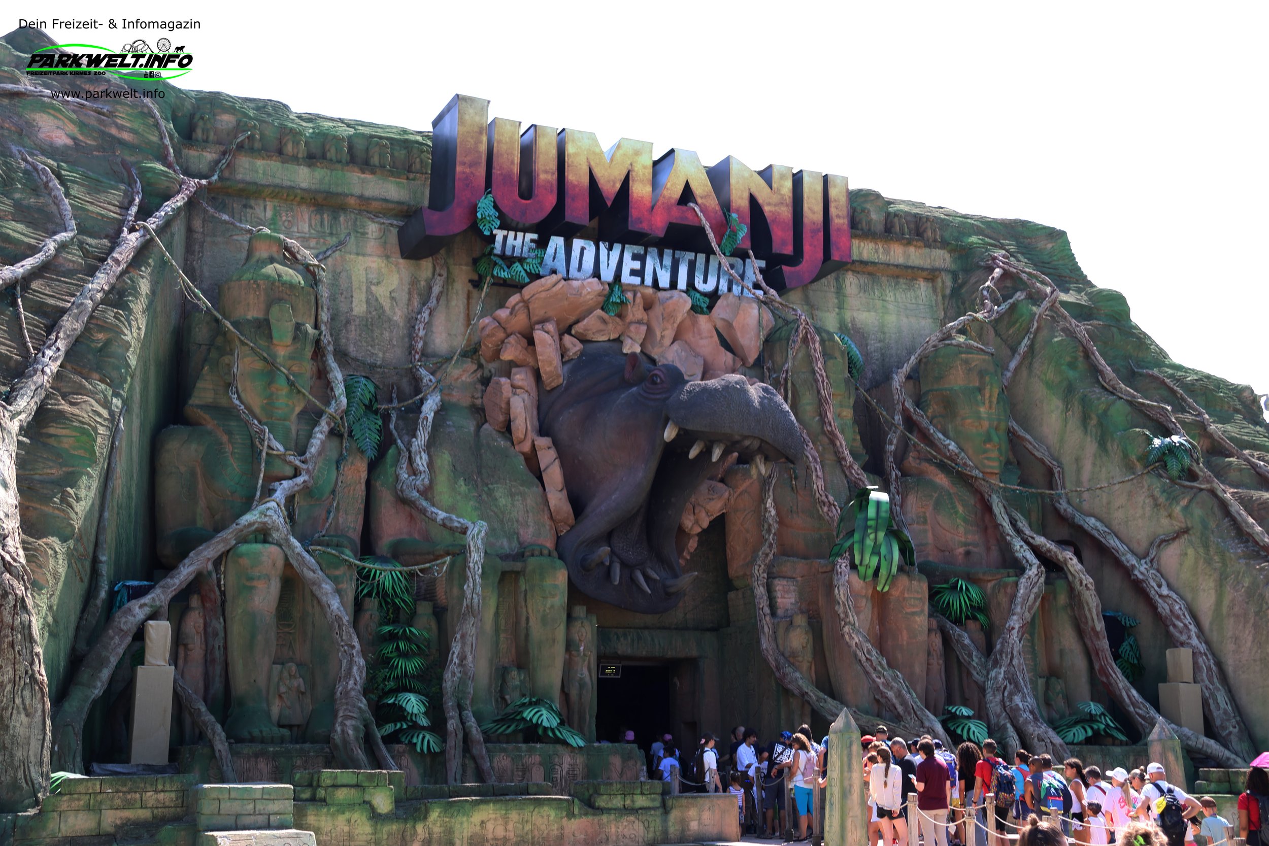 Das Gardaland Resort zählt zu den beliebtesten Freizeitresorts Europas. Entdecke spektakuläre Achterbahnen, Familienattraktionen, Themenwelten, Shows, das LEGOLAND® Water Park und SEA LIFE Aquarium.